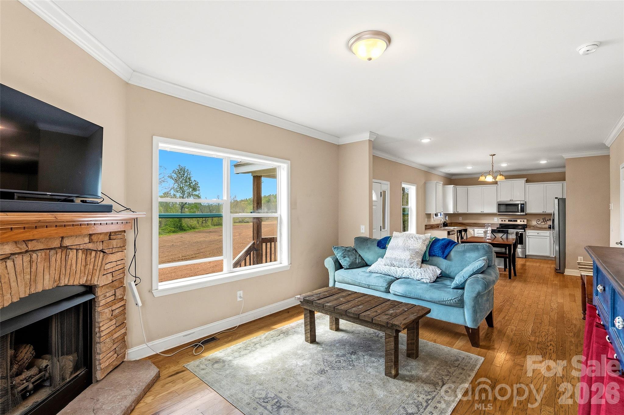 26 Brigman Road — Weaverville
