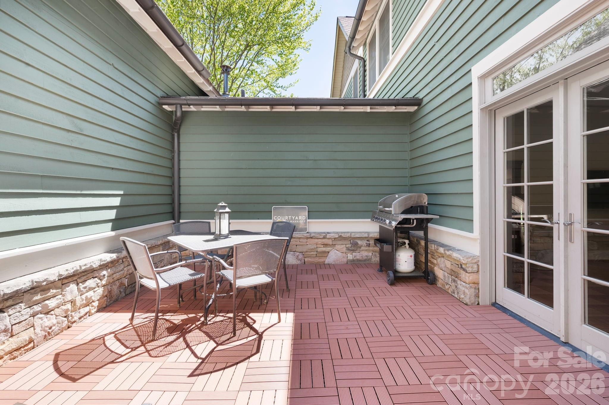 4 Fitzgerald Road — Black Mountain