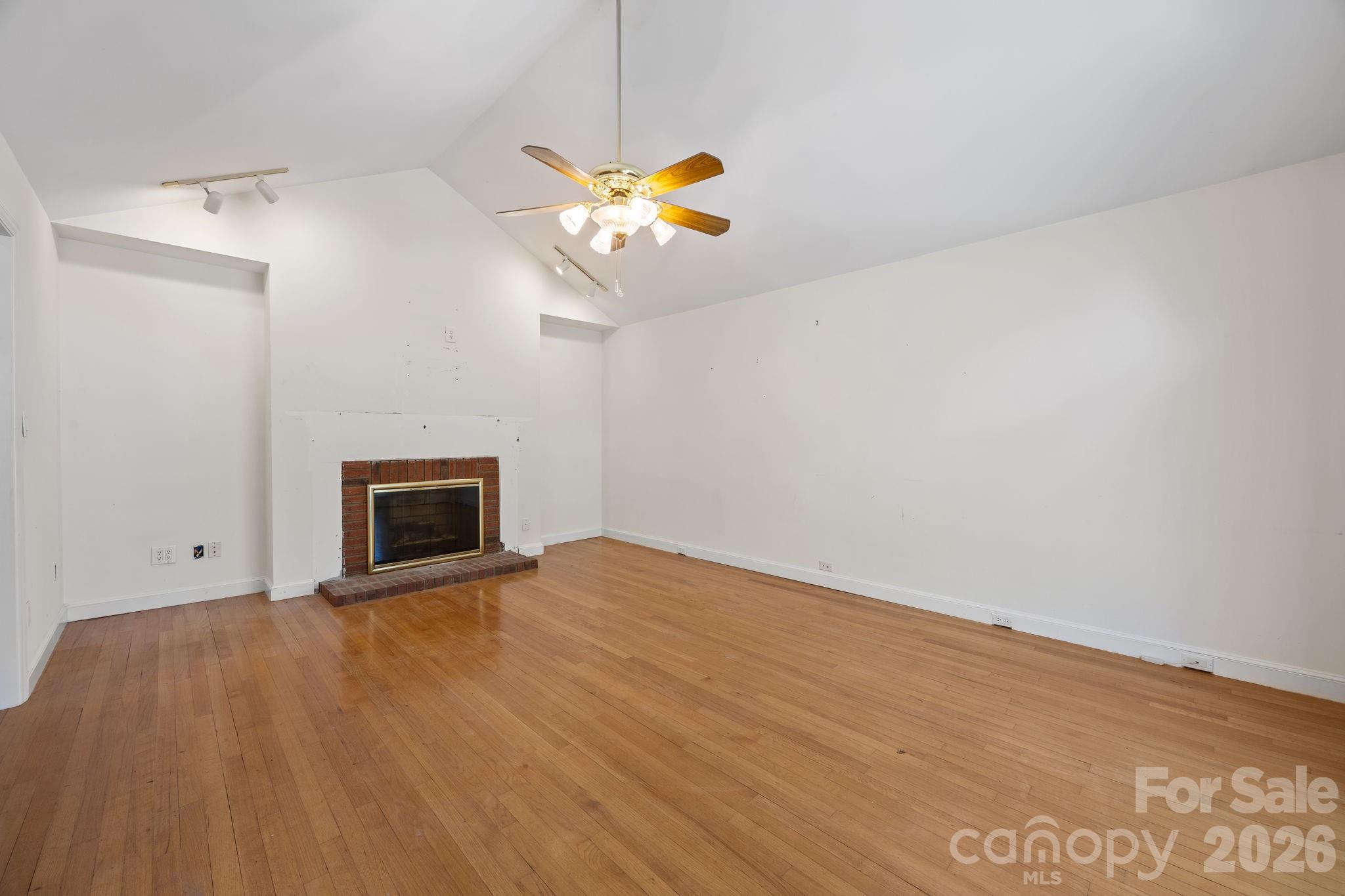 924 Cameron Court — Monroe