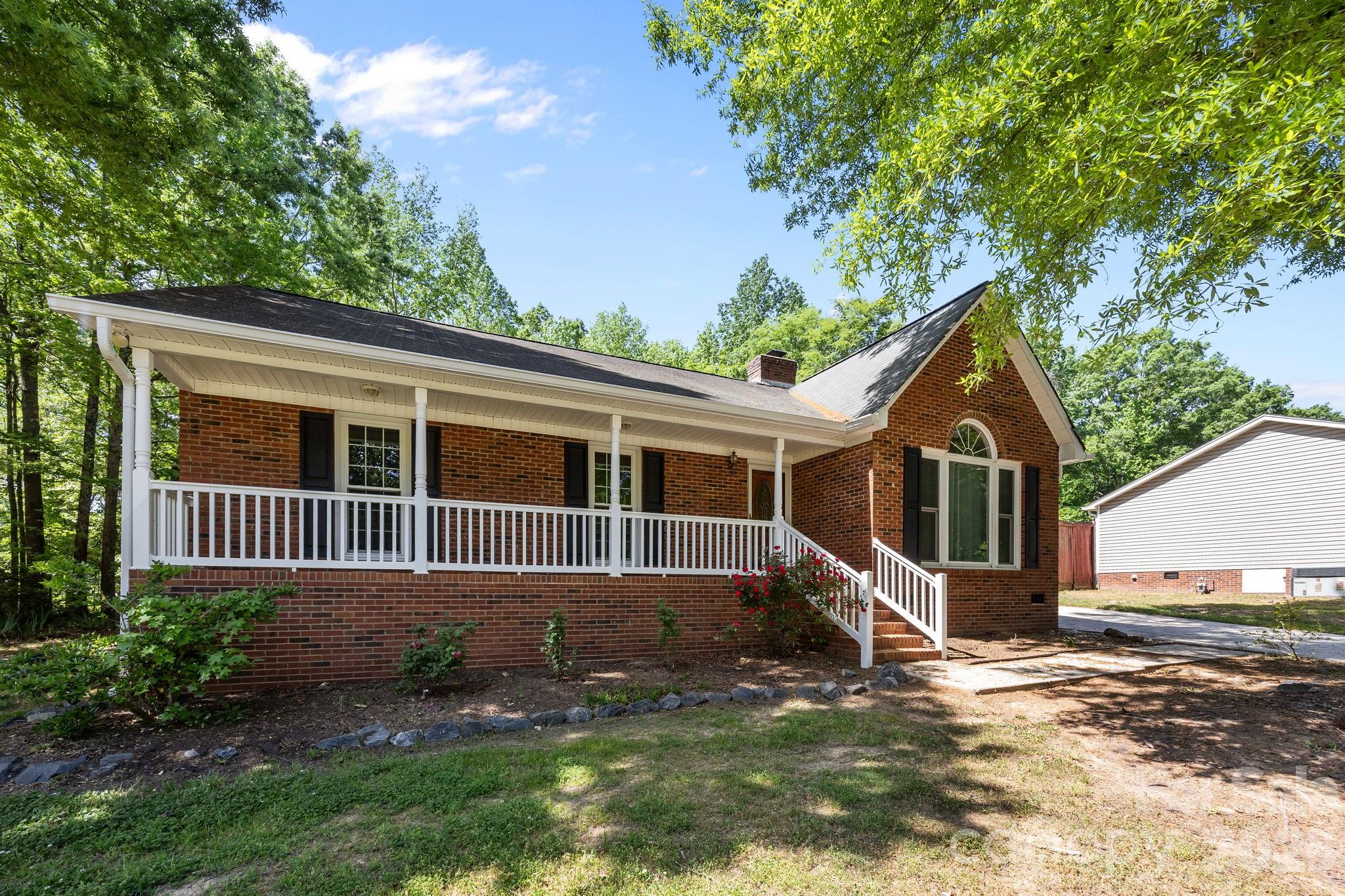 924 Cameron Court — Monroe