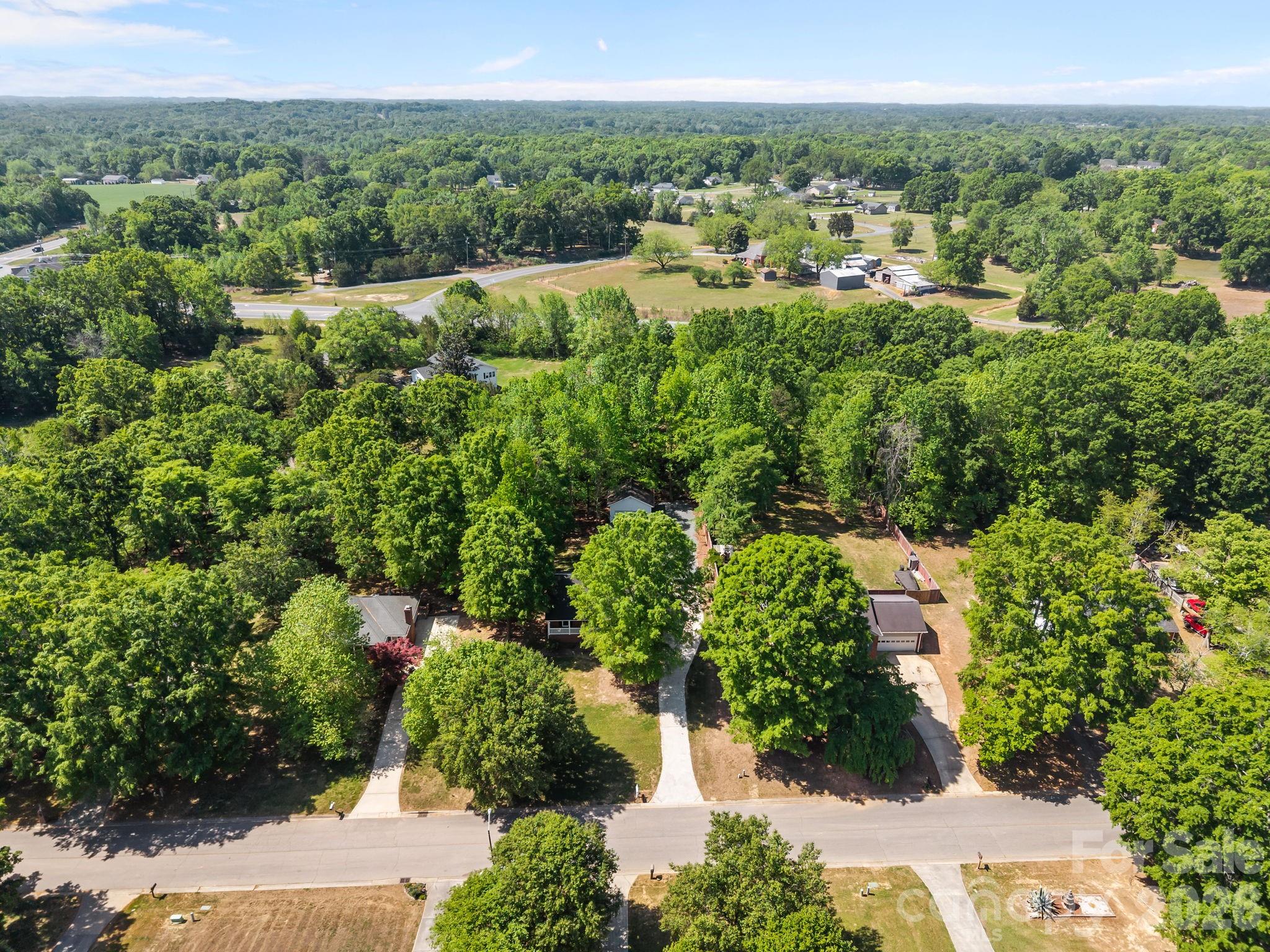 924 Cameron Court — Monroe