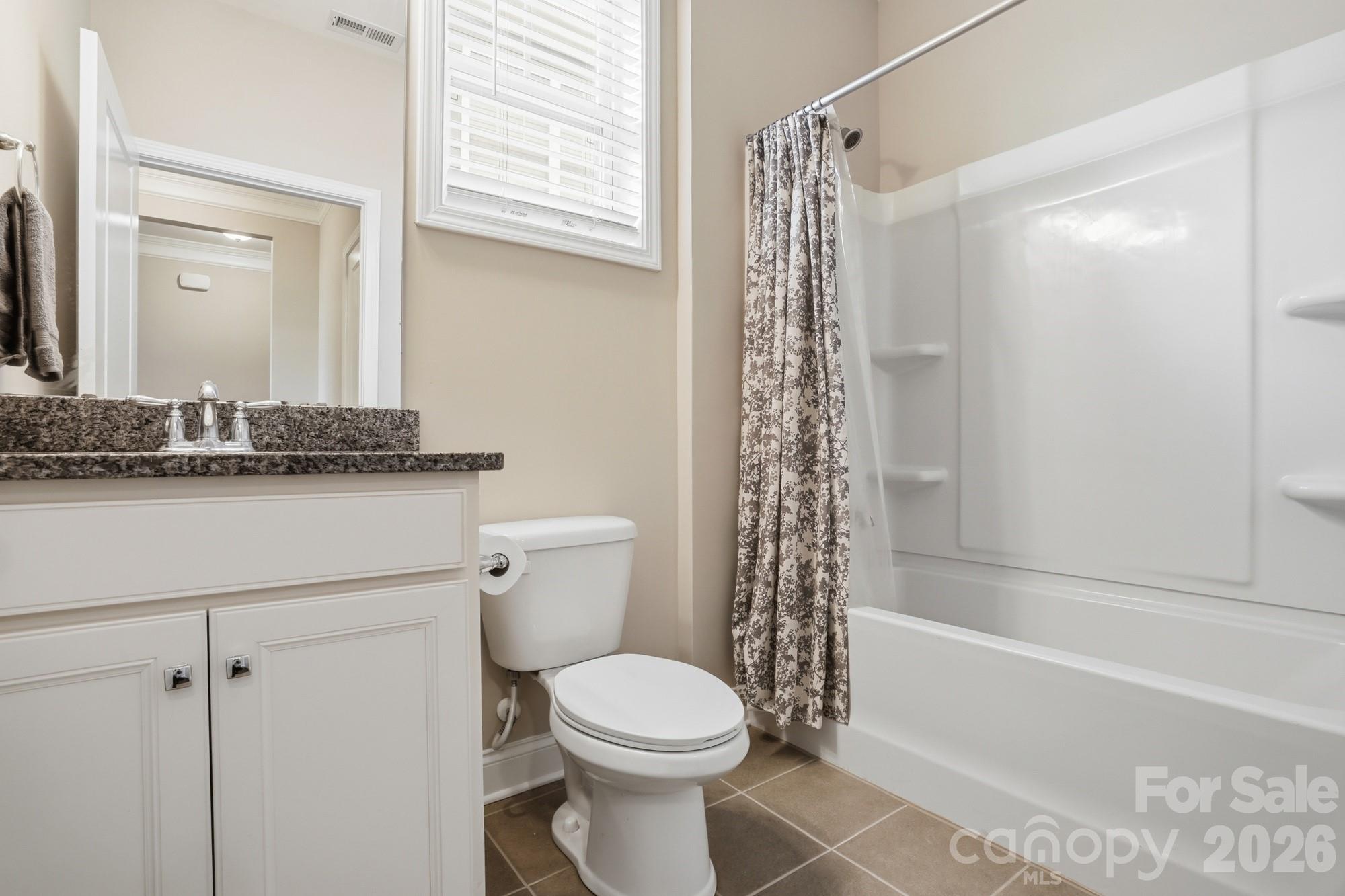5032 Lydney Circle — Waxhaw