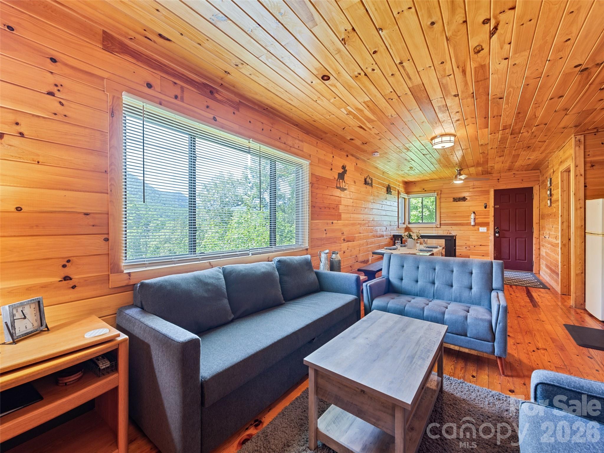 299 Blue Ridge Parkway — Bryson City