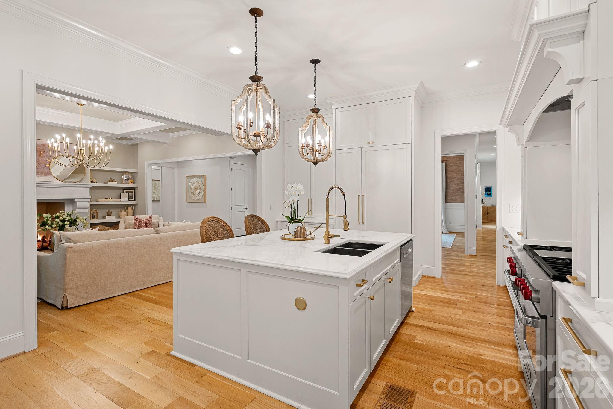 3901 Carmel Acres Drive — Charlotte