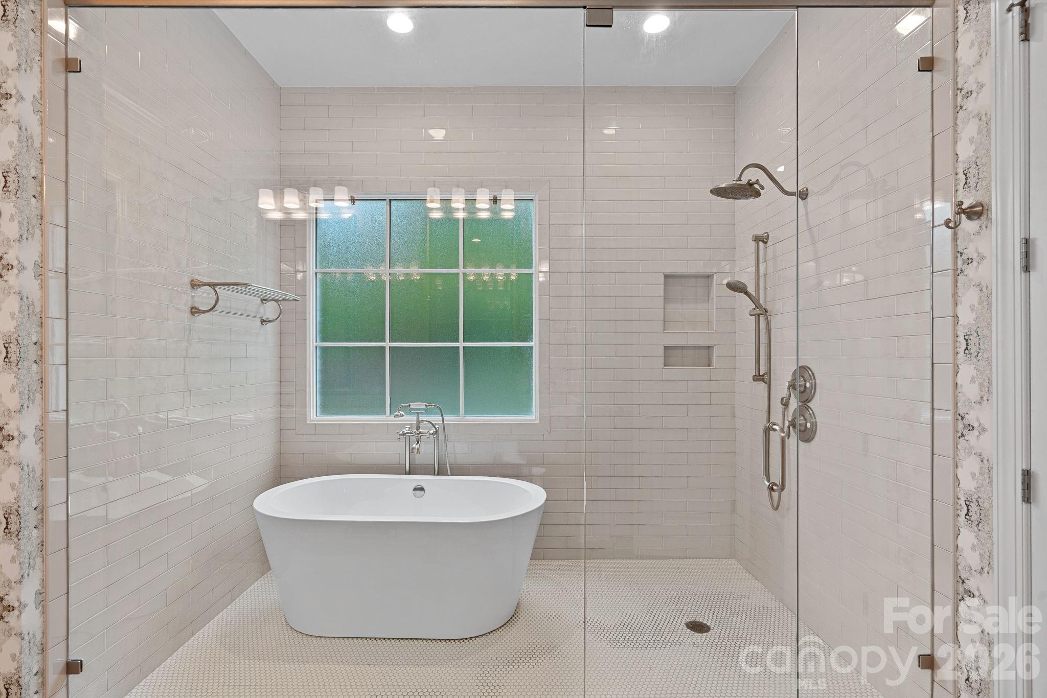 3901 Carmel Acres Drive — Charlotte