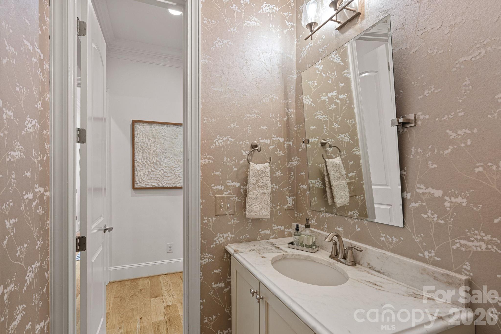 3901 Carmel Acres Drive — Charlotte