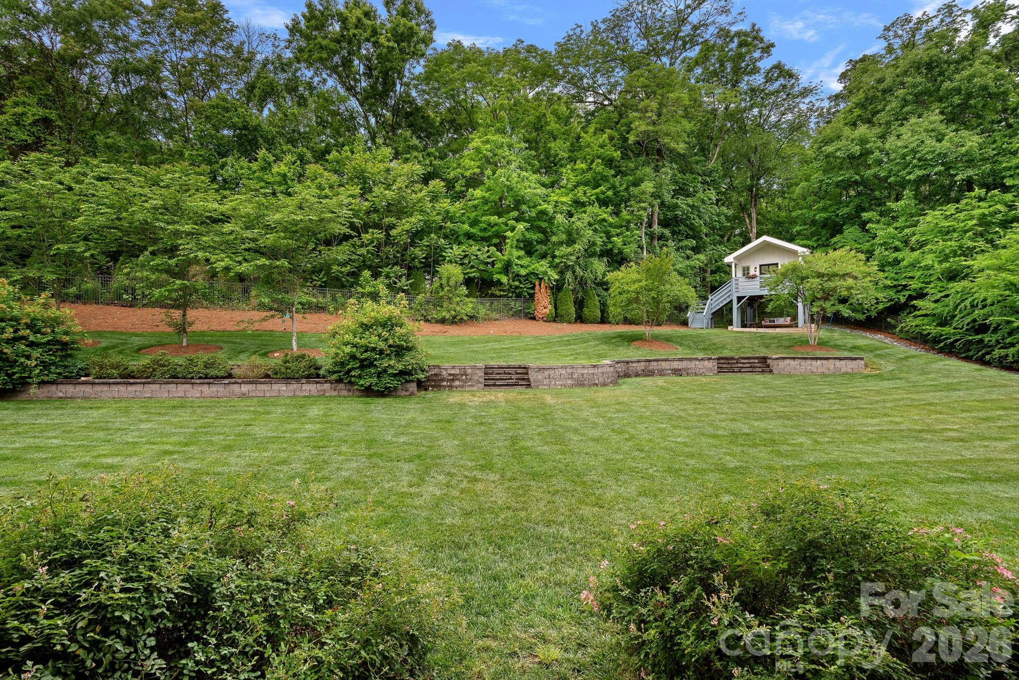 3901 Carmel Acres Drive — Charlotte