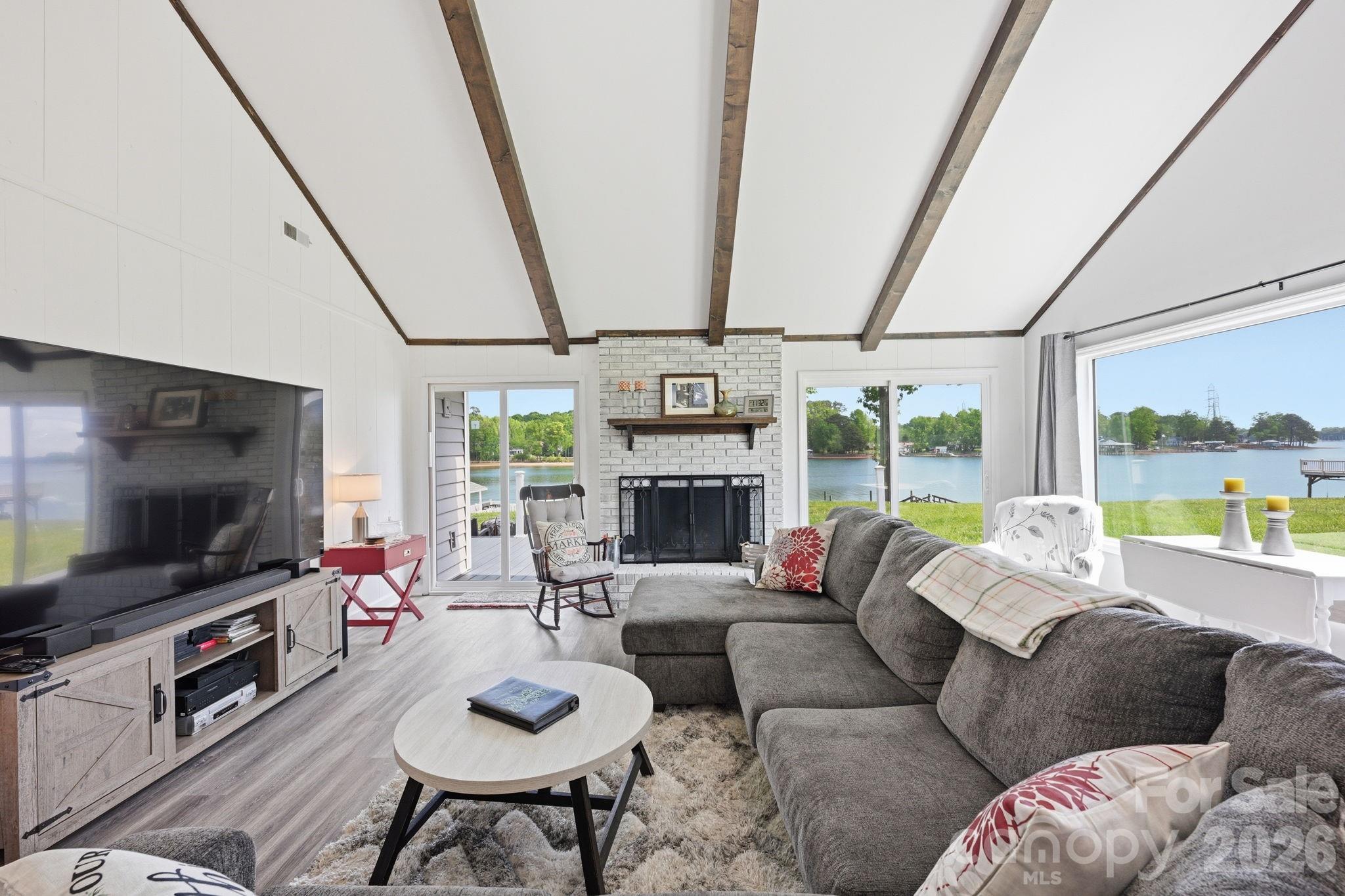 8029 Lucky Creek Lane — Denver