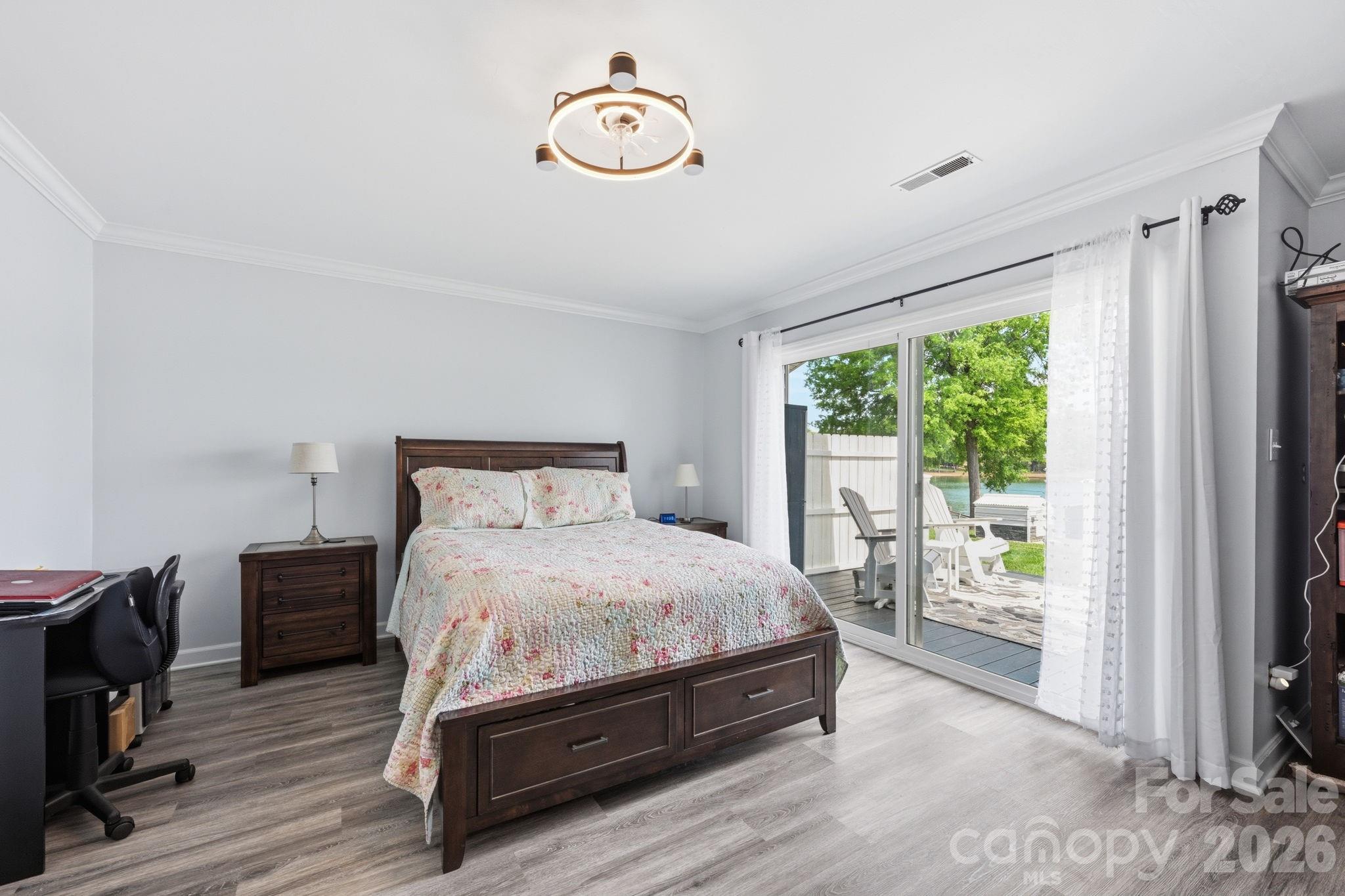 8029 Lucky Creek Lane — Denver