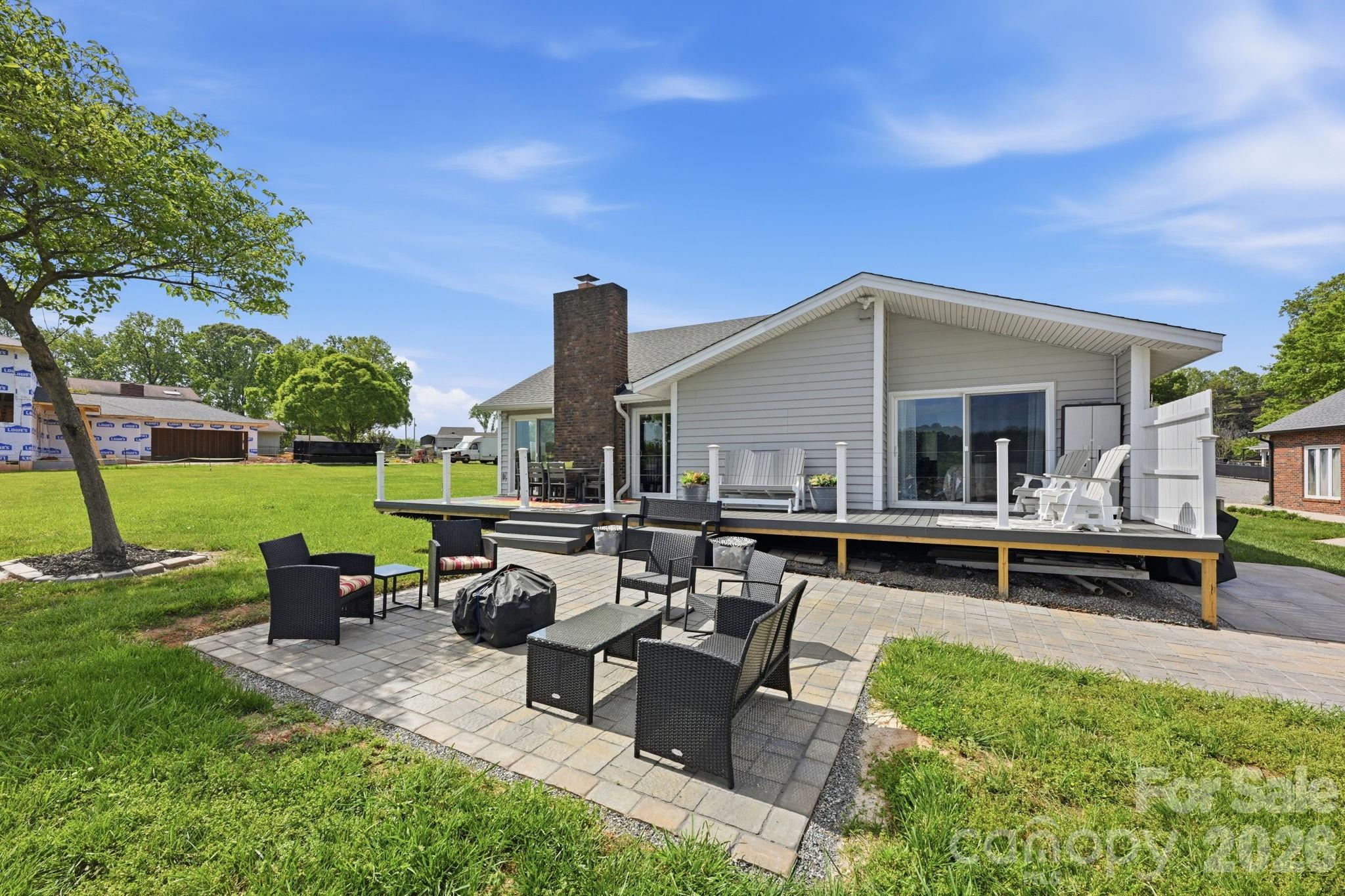8029 Lucky Creek Lane — Denver