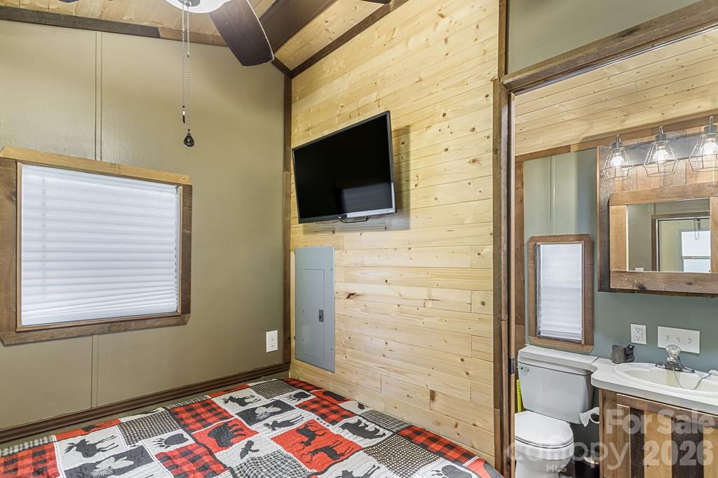 16 Standing Rock Ridge — Maggie Valley