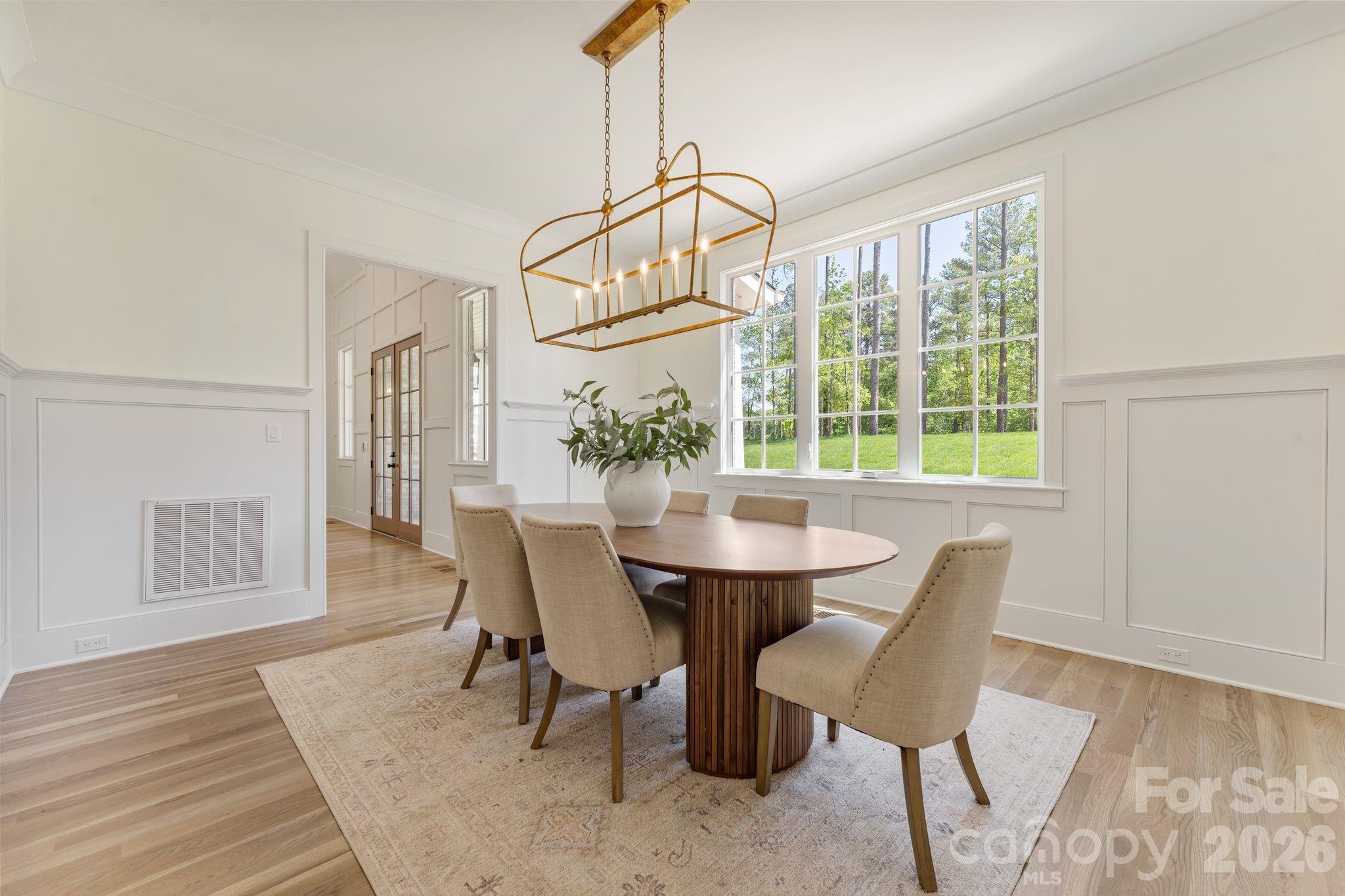 8016 Gulf Creek Road — Lancaster