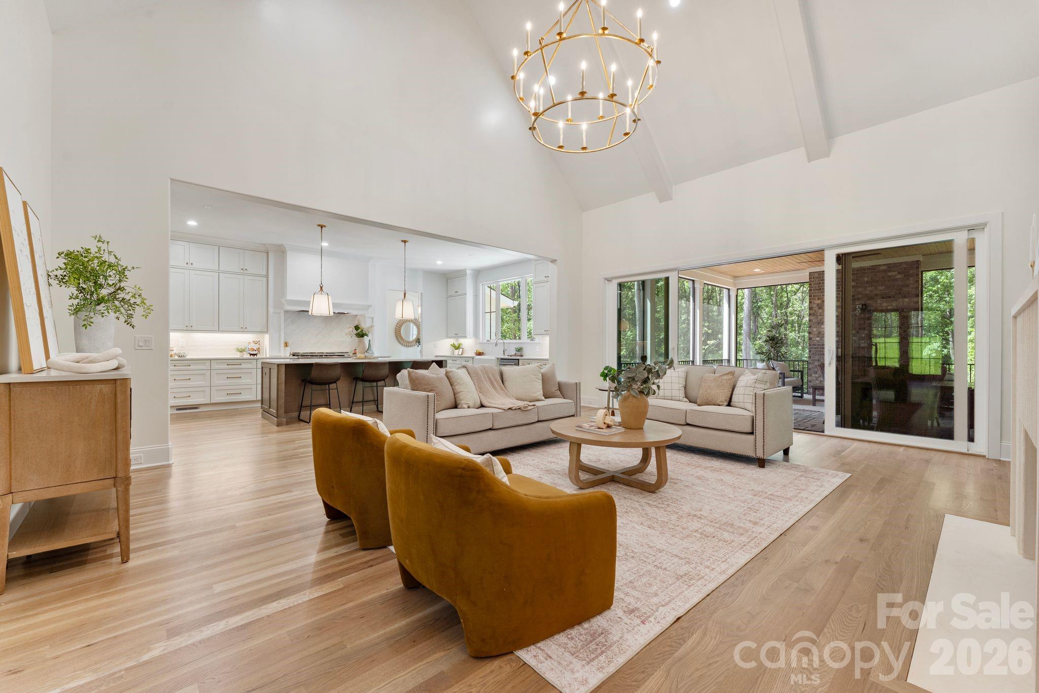 8016 Gulf Creek Road — Lancaster