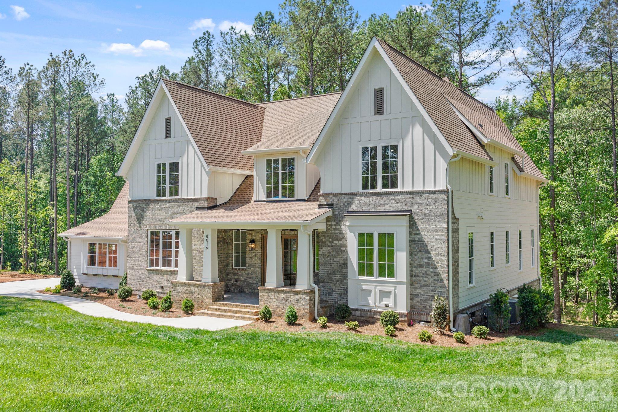 8016 Gulf Creek Road — Lancaster