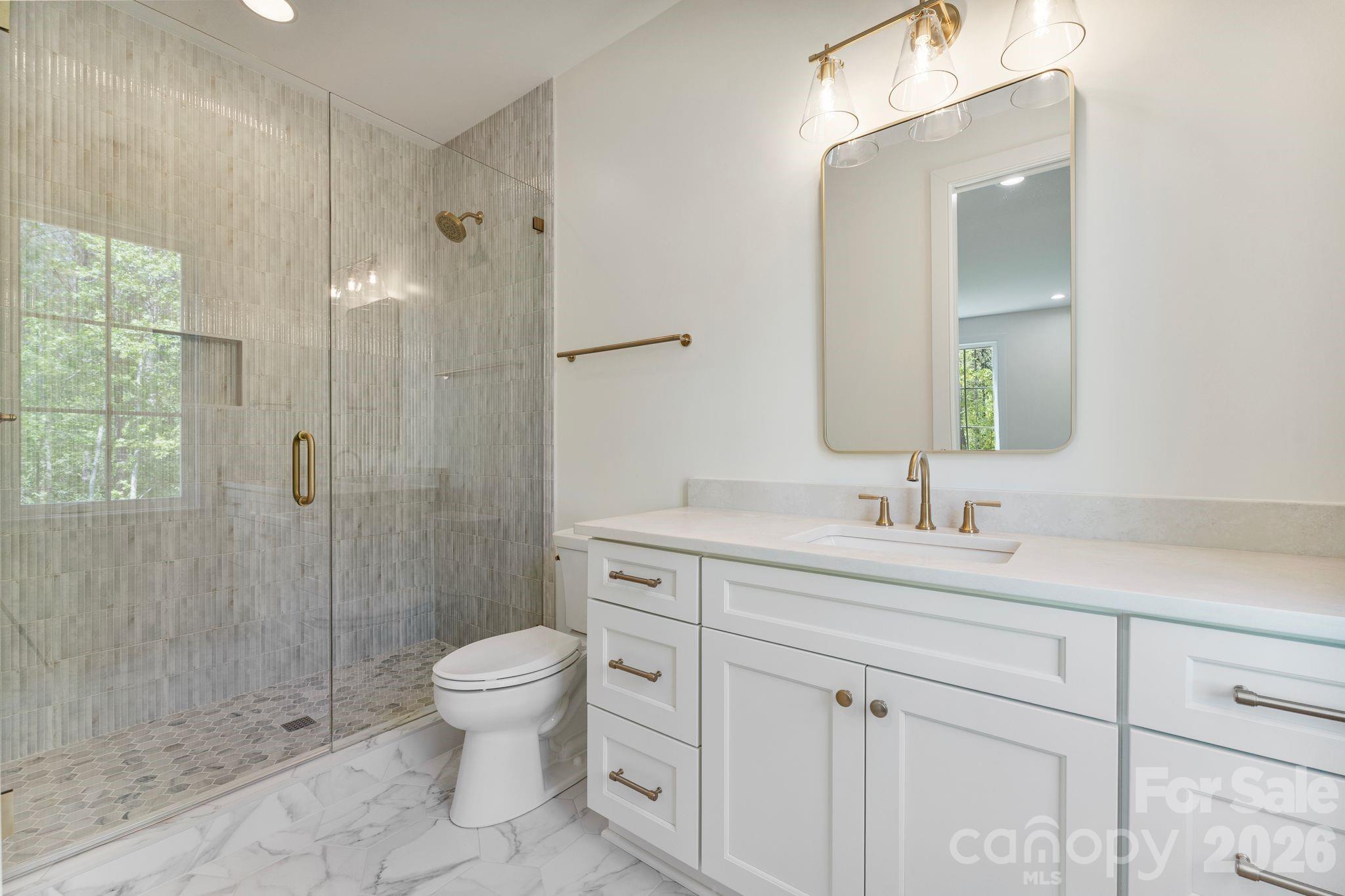 8016 Gulf Creek Road — Lancaster