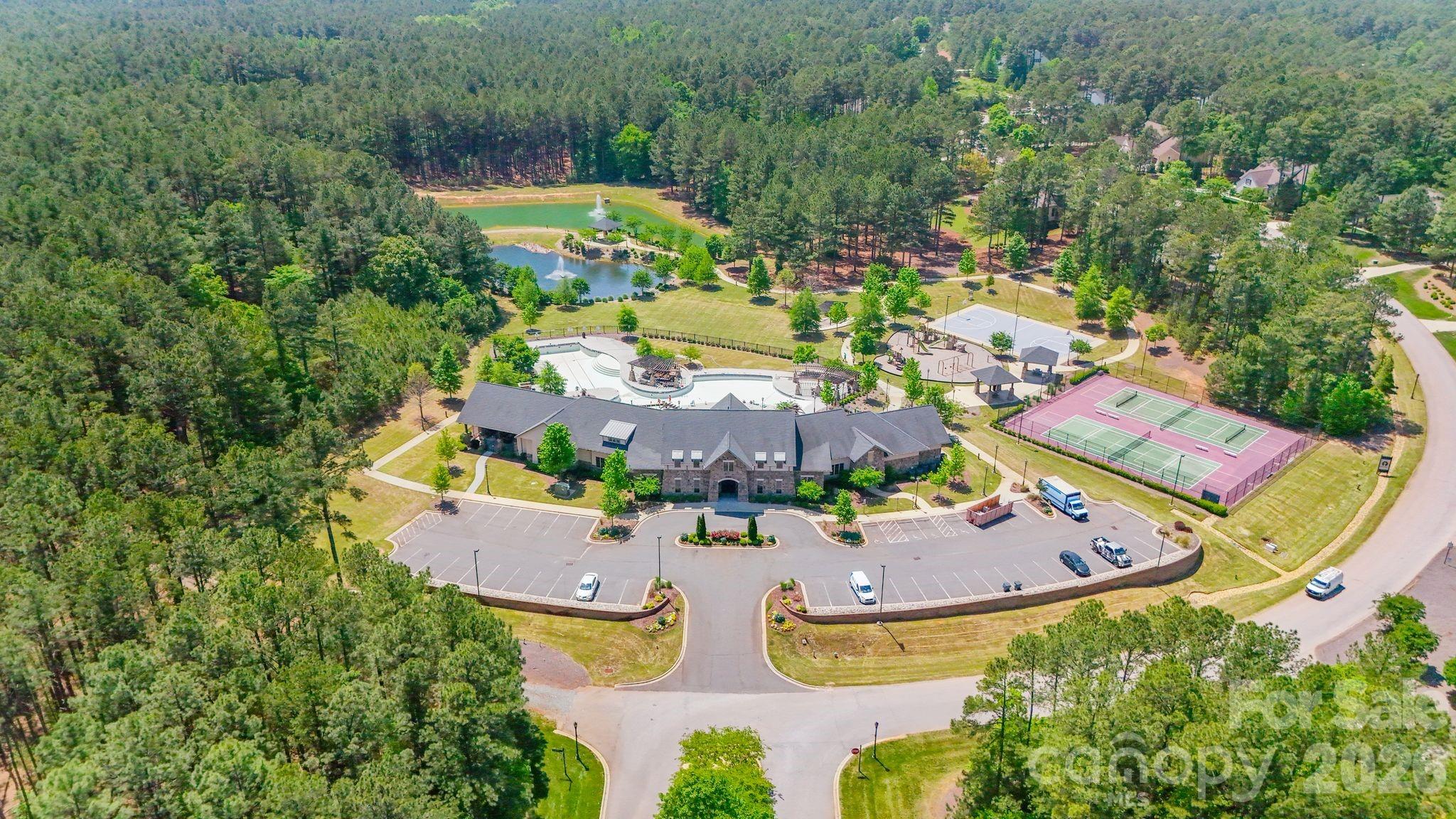 8016 Gulf Creek Road — Lancaster