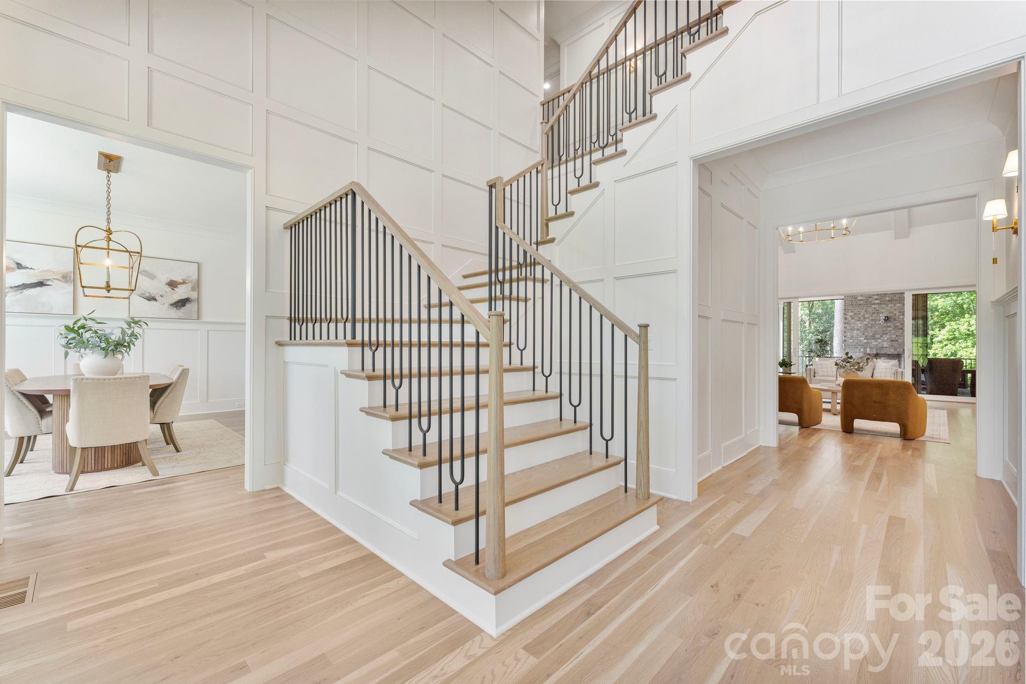 8016 Gulf Creek Road — Lancaster