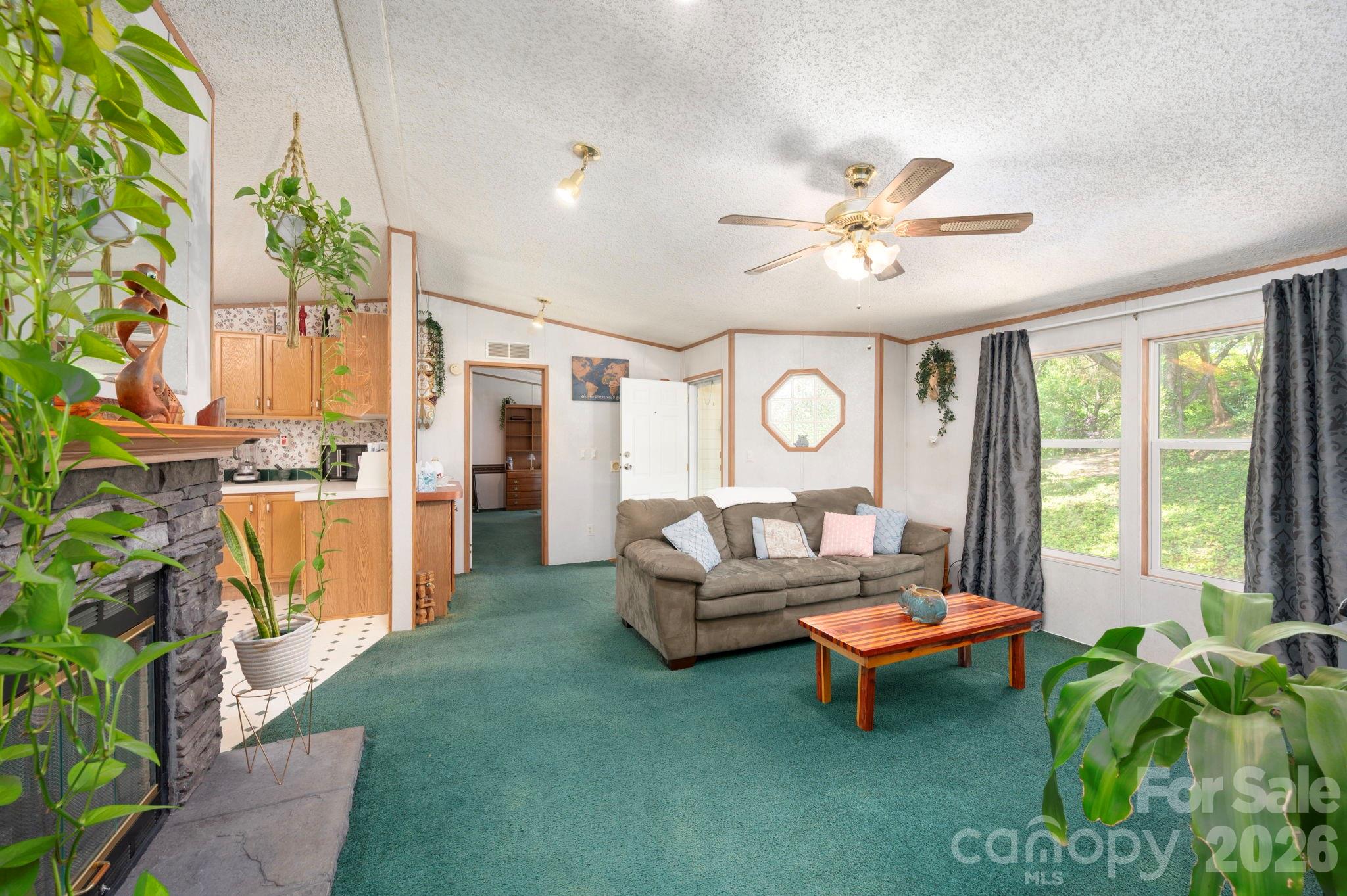 66 Green Oak Road — Asheville