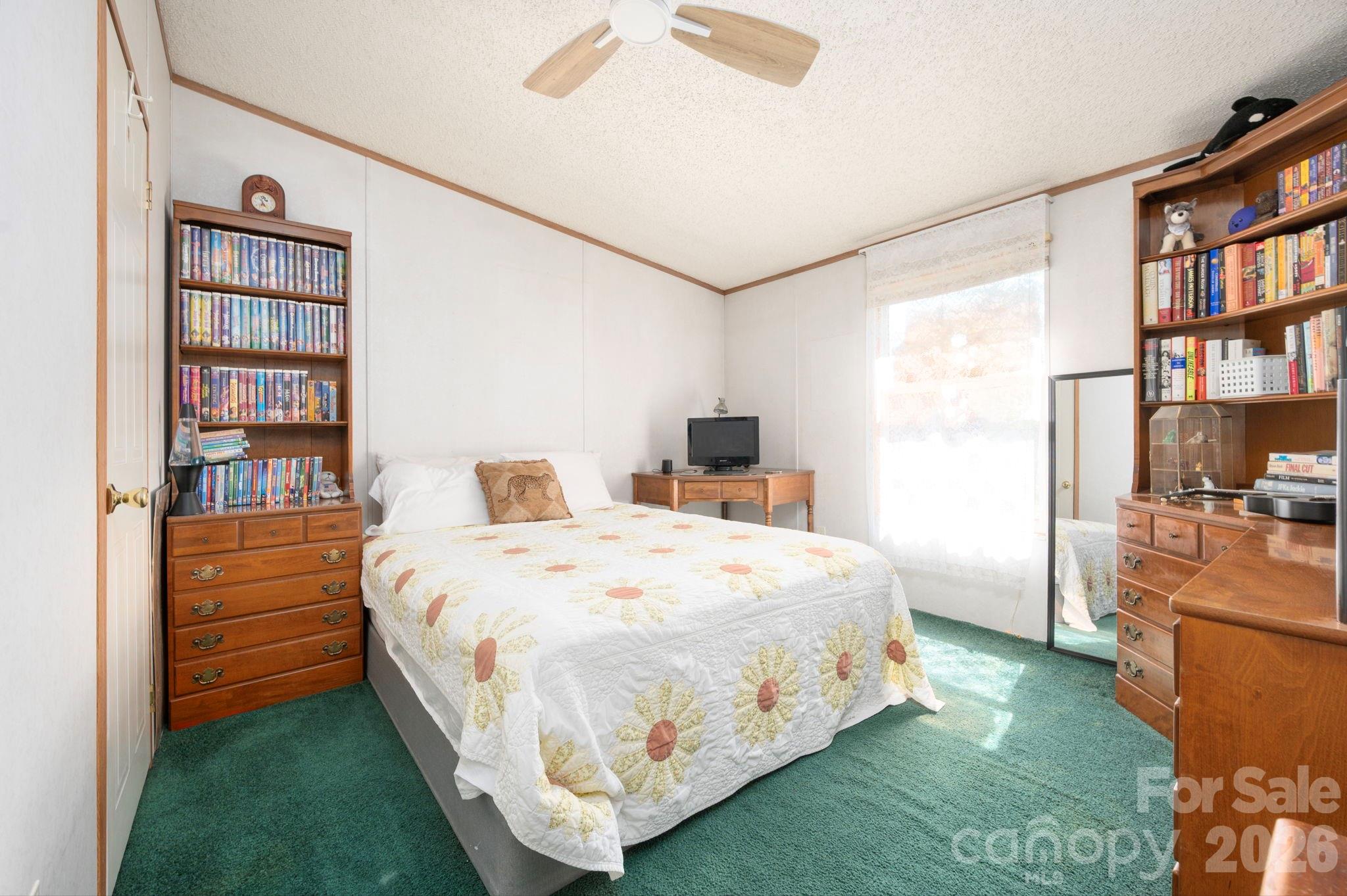 66 Green Oak Road — Asheville