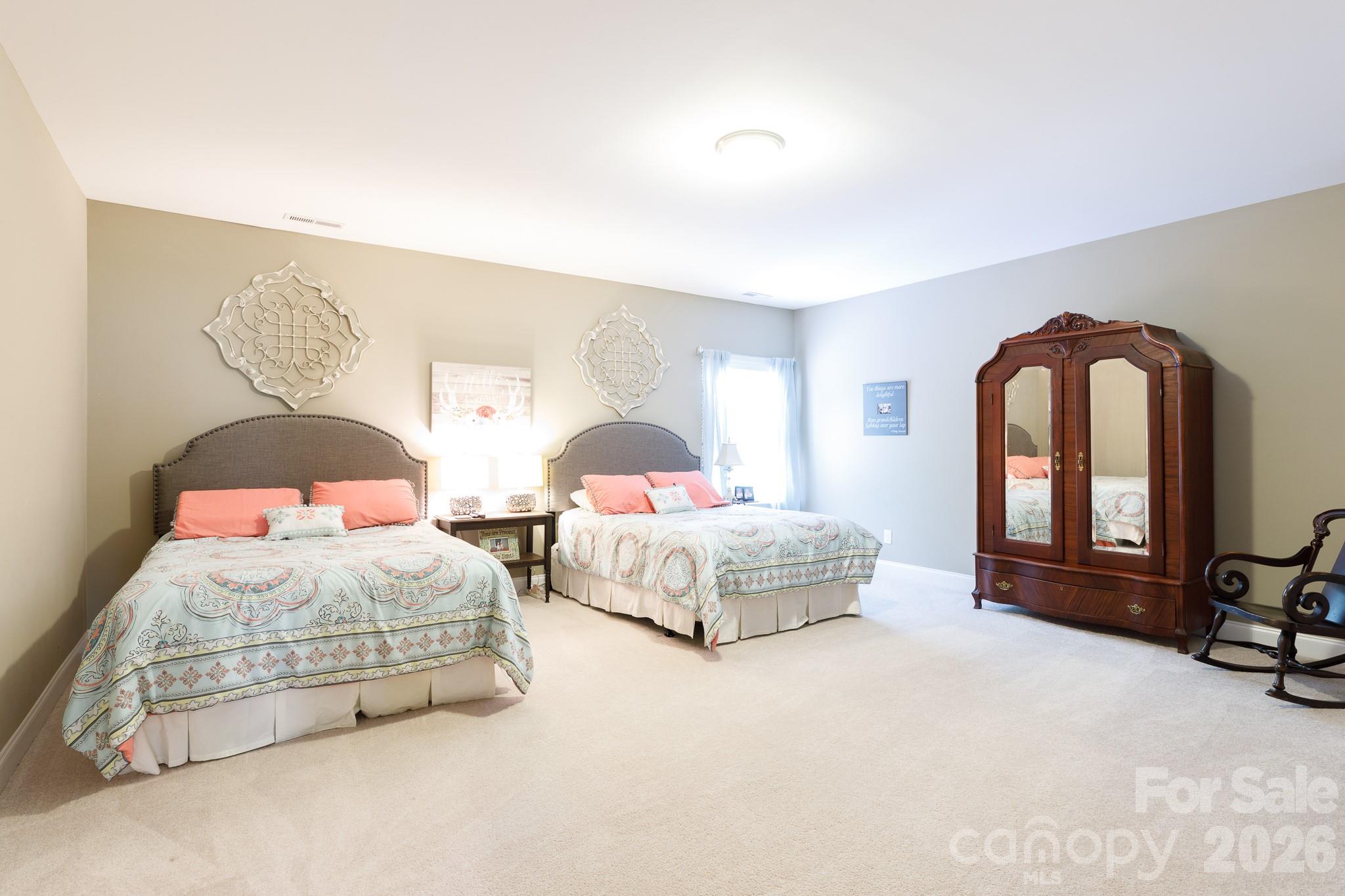 6704 Montgomery Road — Lake Wylie