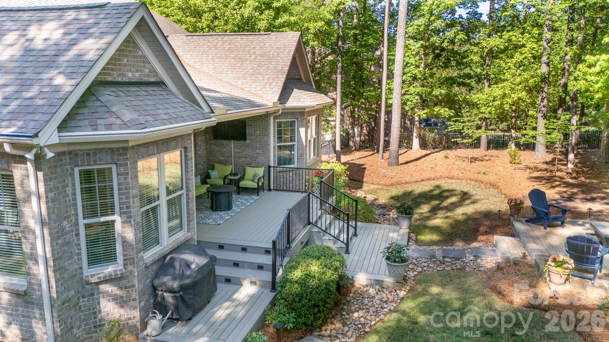 6704 Montgomery Road — Lake Wylie