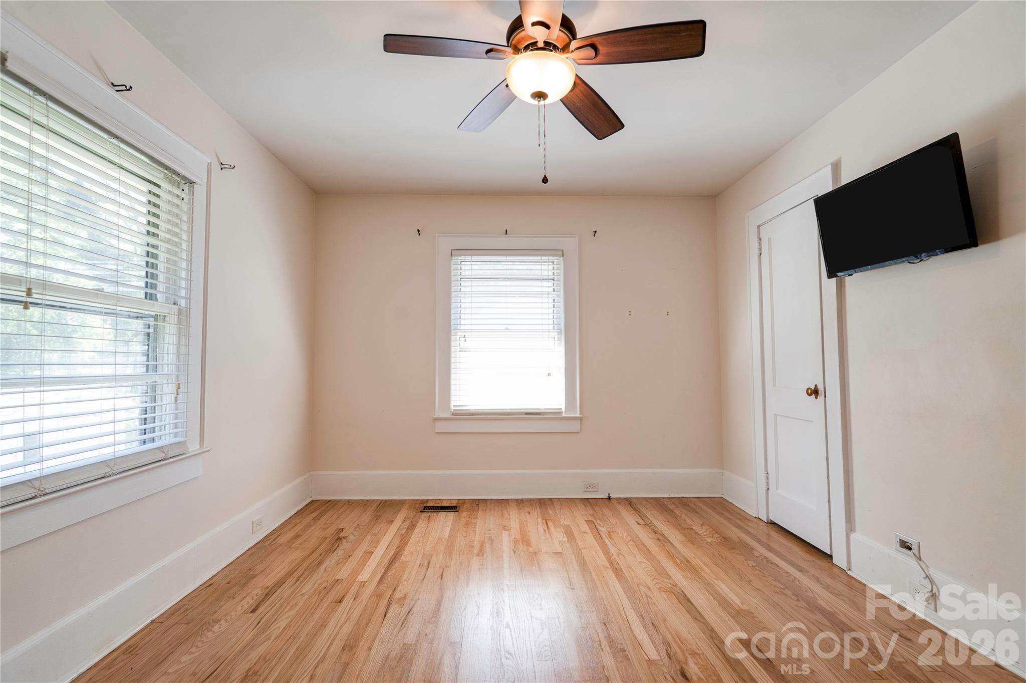 511 W Sumter Street — Shelby