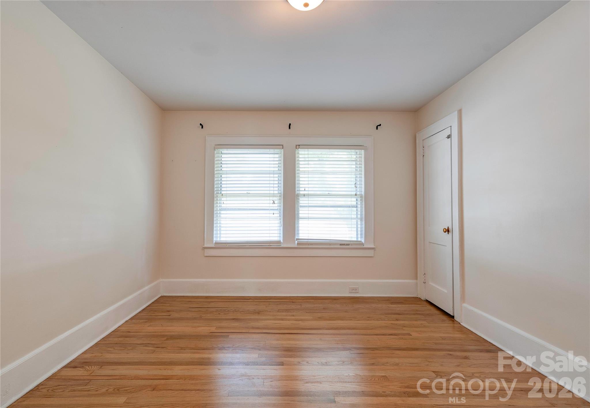 511 W Sumter Street — Shelby