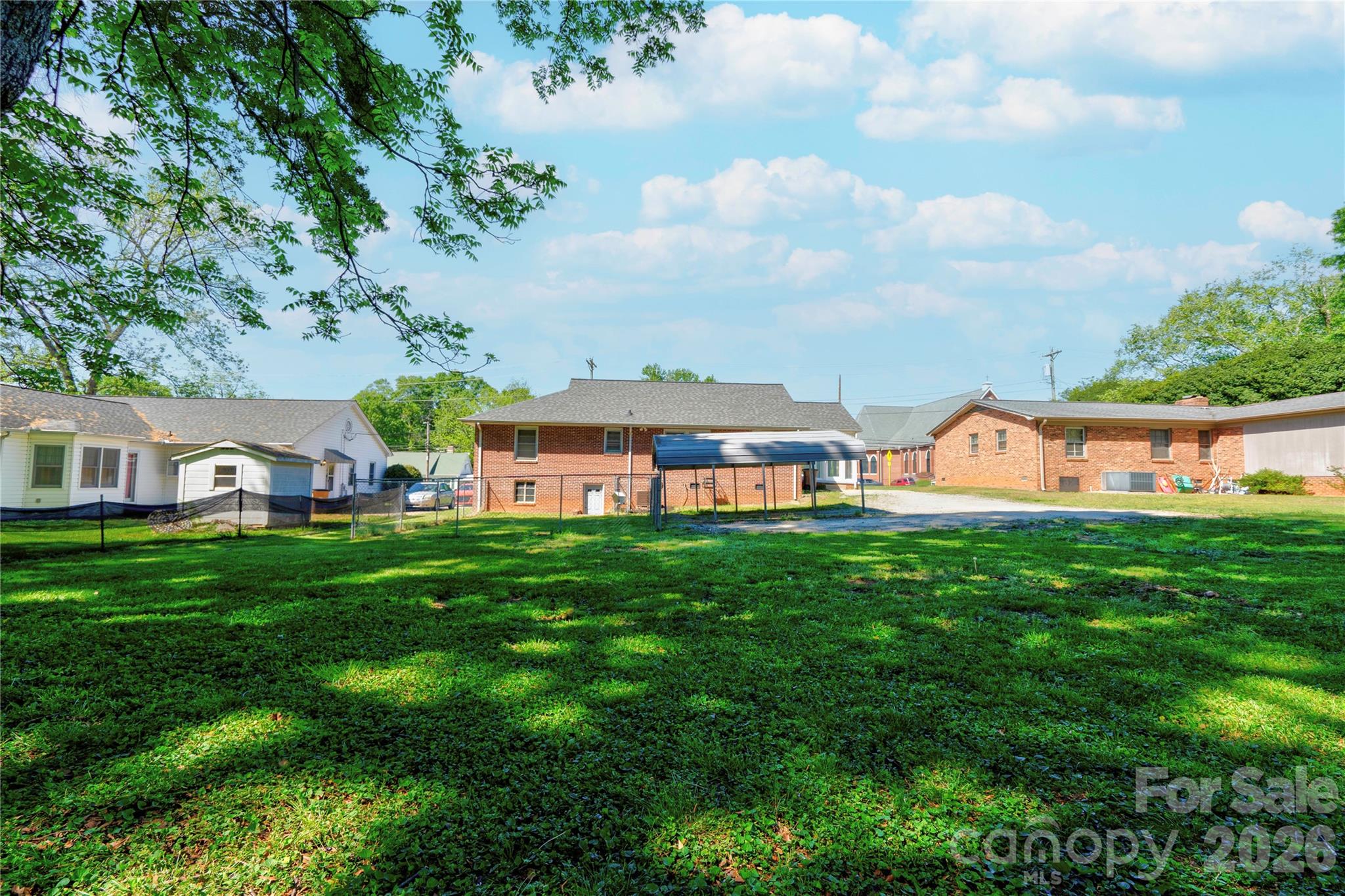 511 W Sumter Street — Shelby