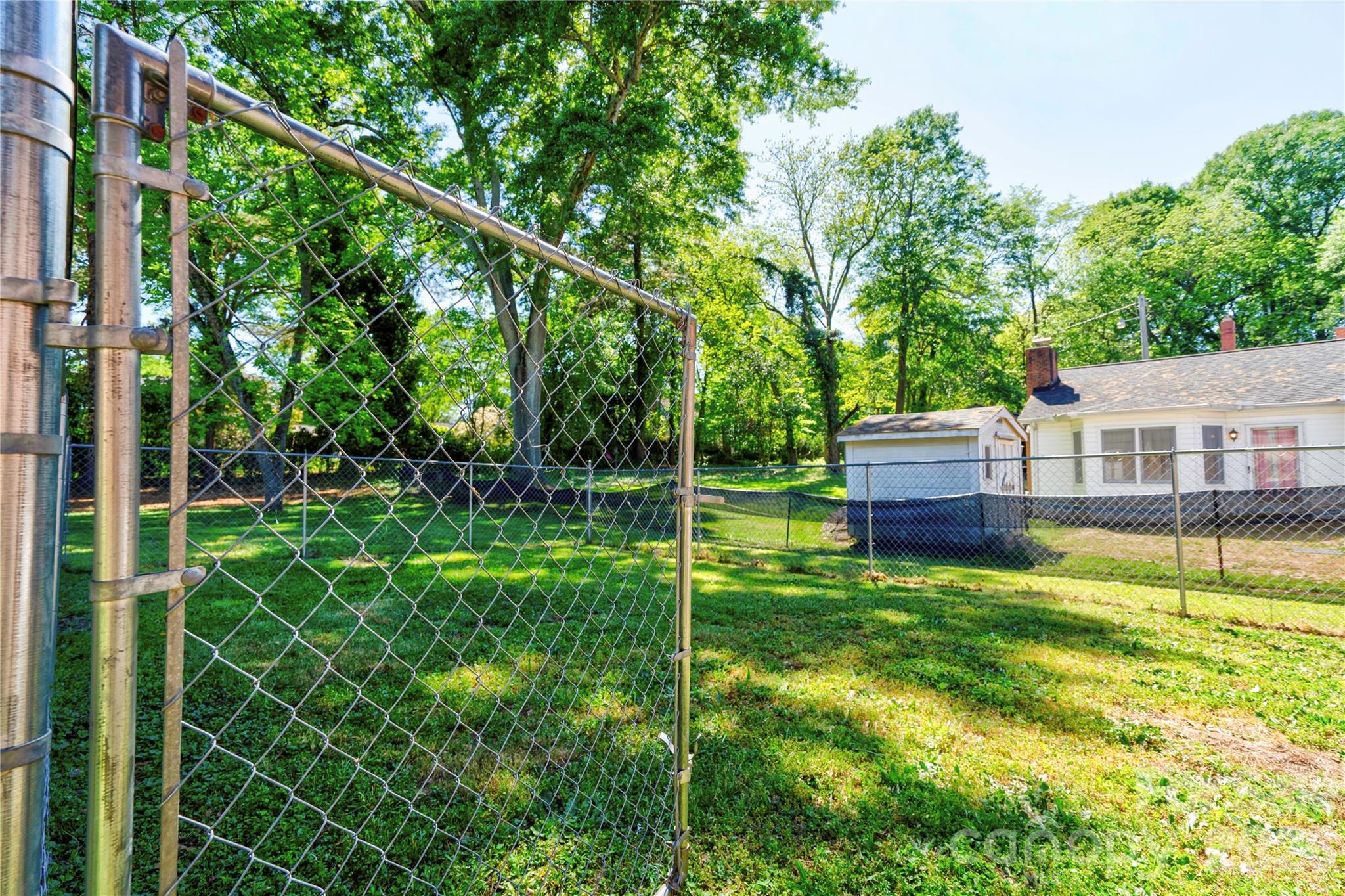 511 W Sumter Street — Shelby