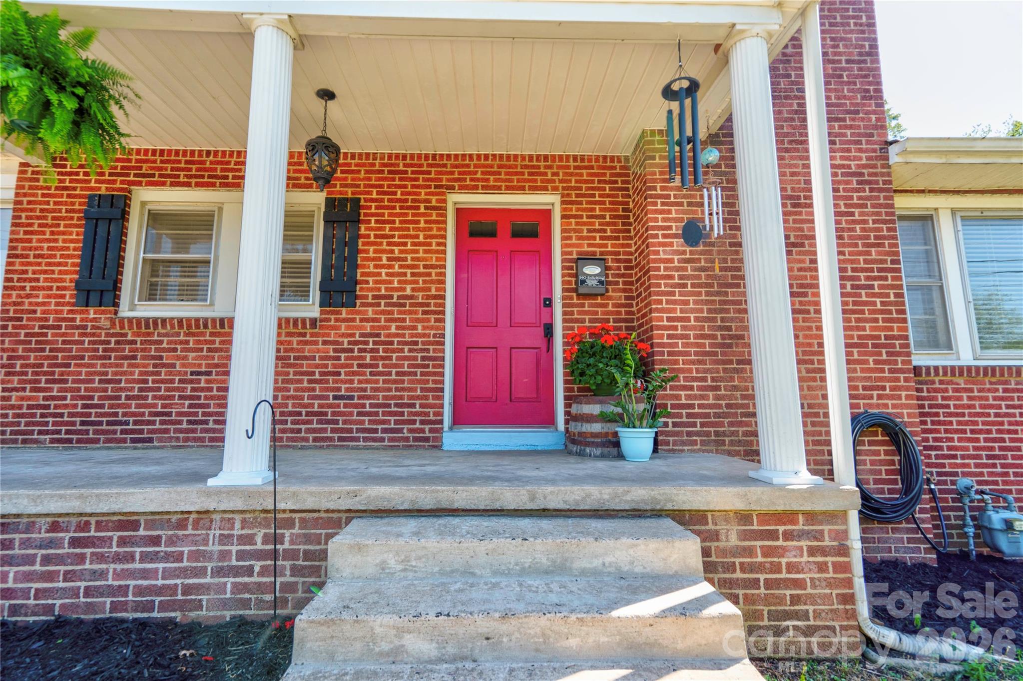 511 W Sumter Street — Shelby