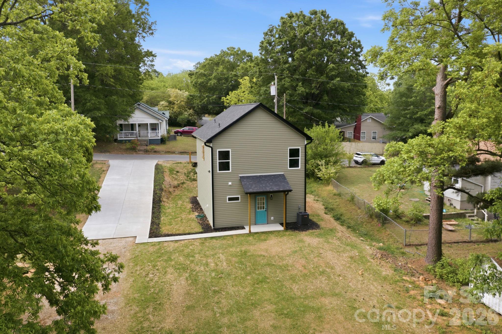 2412 SUMMIT Avenue — Kannapolis