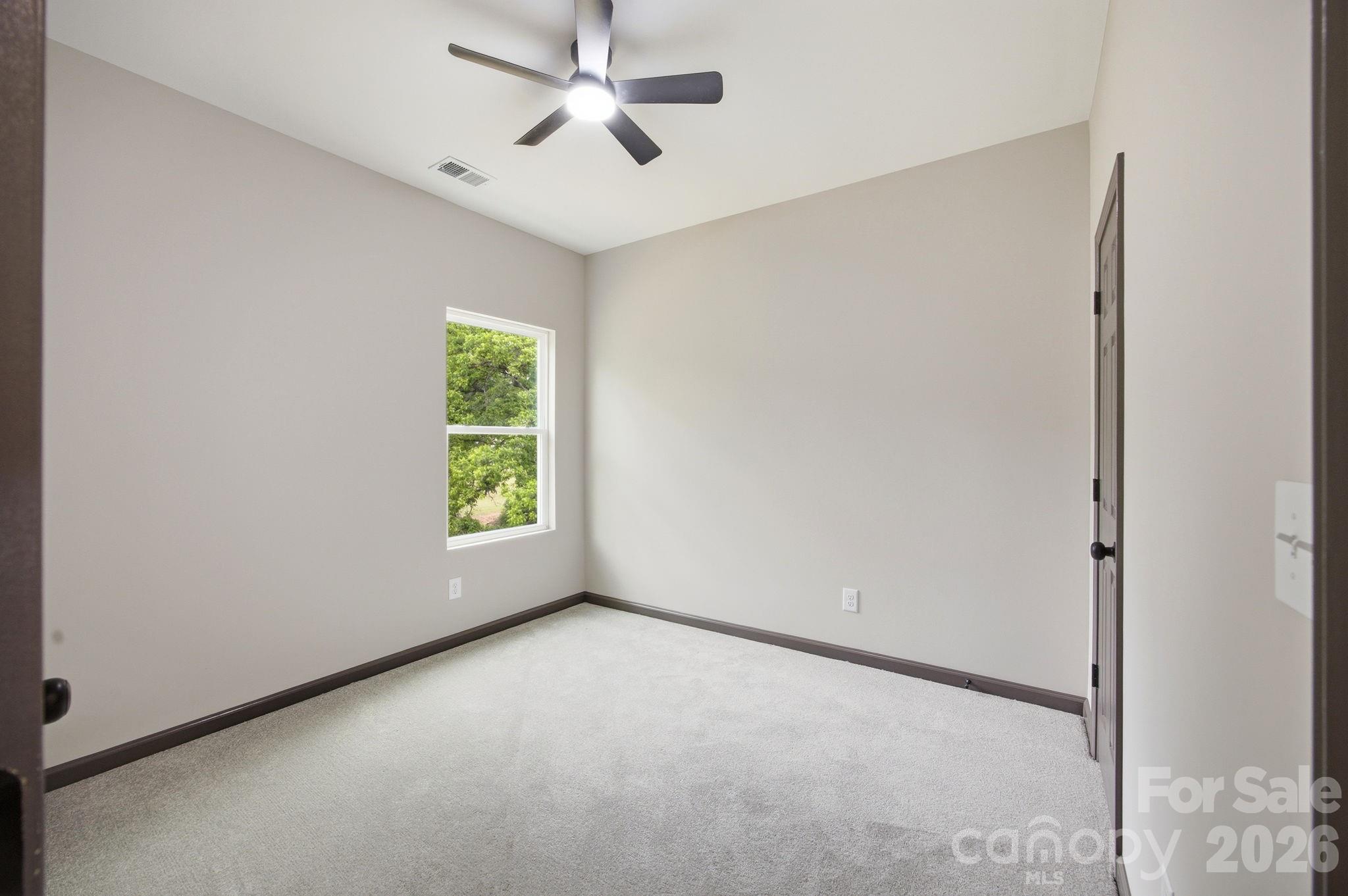 2412 SUMMIT Avenue — Kannapolis