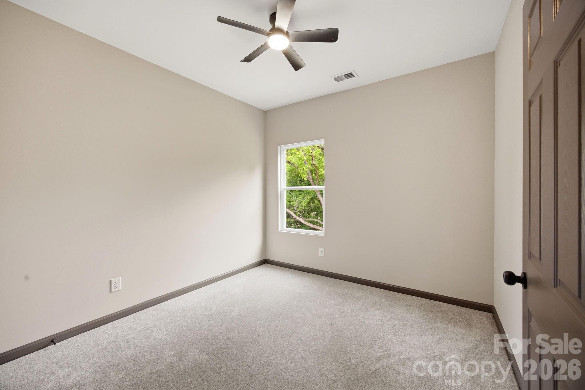 2412 SUMMIT Avenue — Kannapolis
