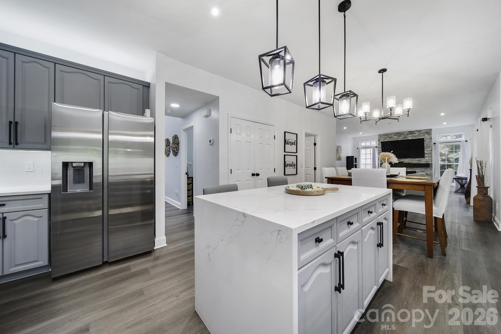 9954 Mitchell Glen Drive — Charlotte