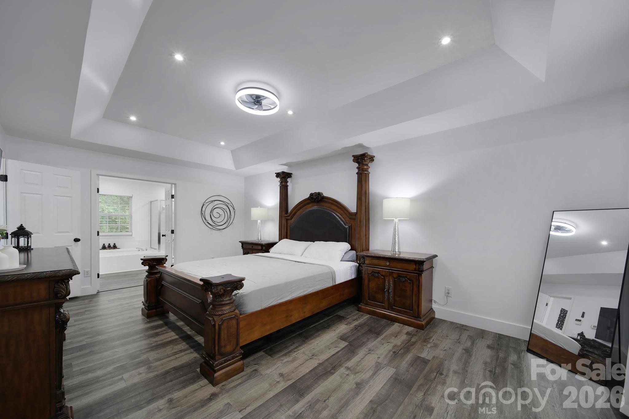 9954 Mitchell Glen Drive — Charlotte