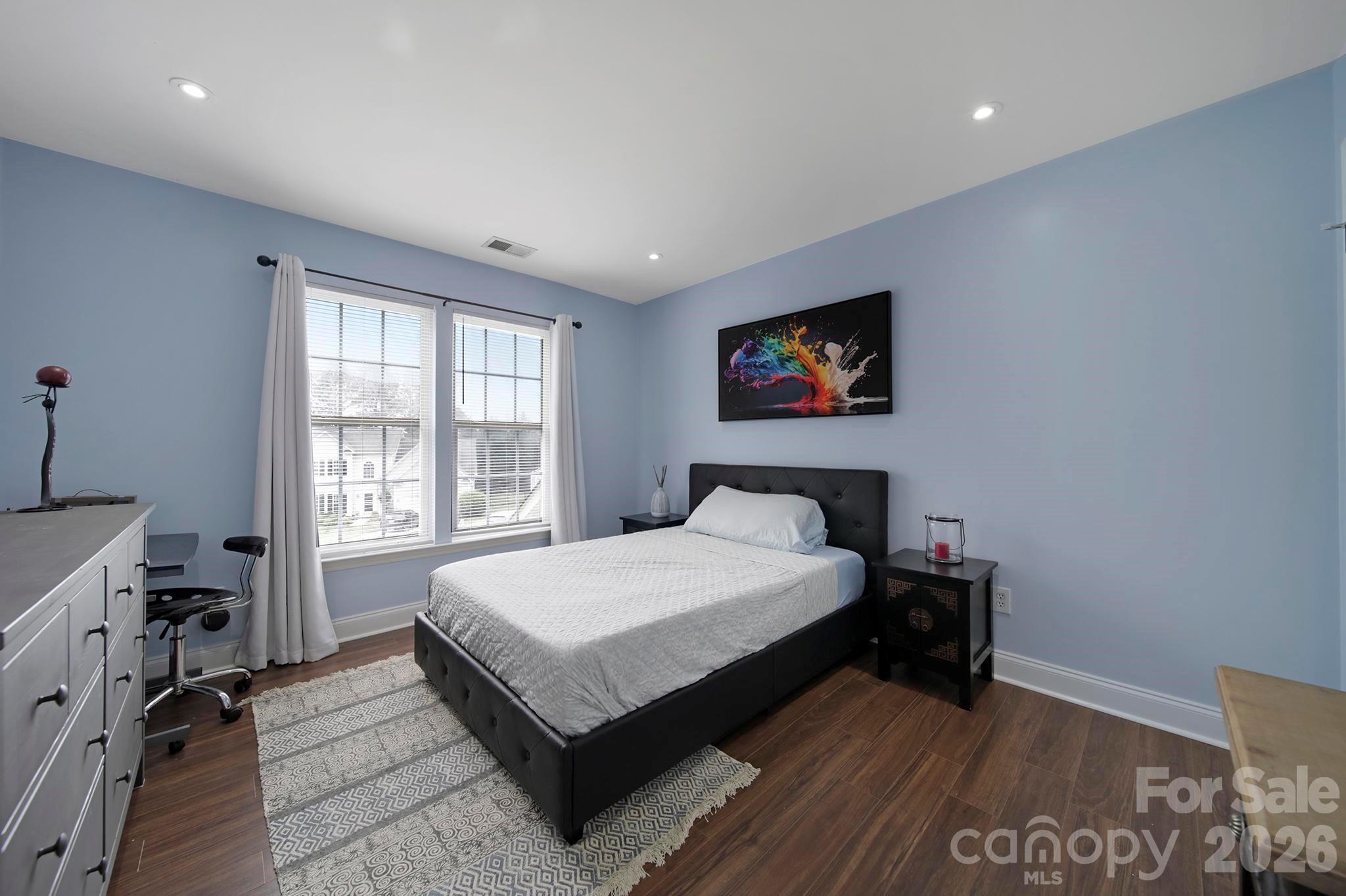 9954 Mitchell Glen Drive — Charlotte