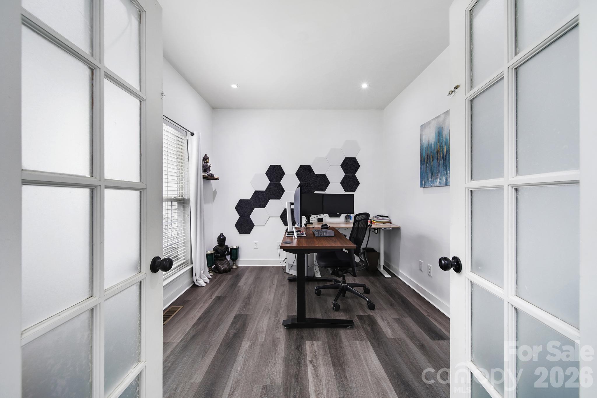 9954 Mitchell Glen Drive — Charlotte