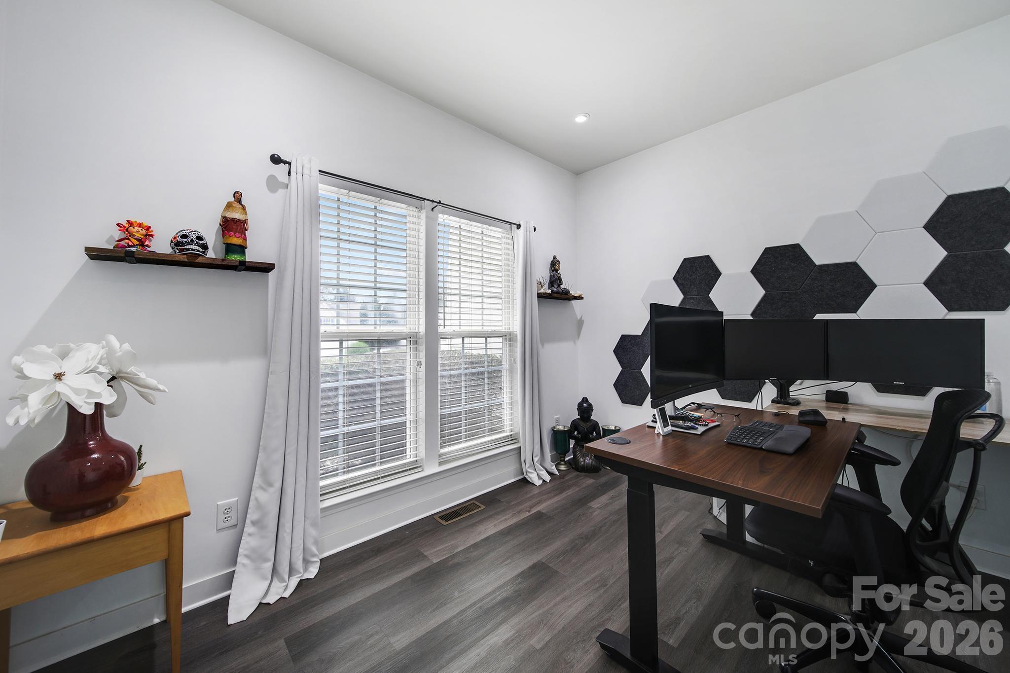 9954 Mitchell Glen Drive — Charlotte