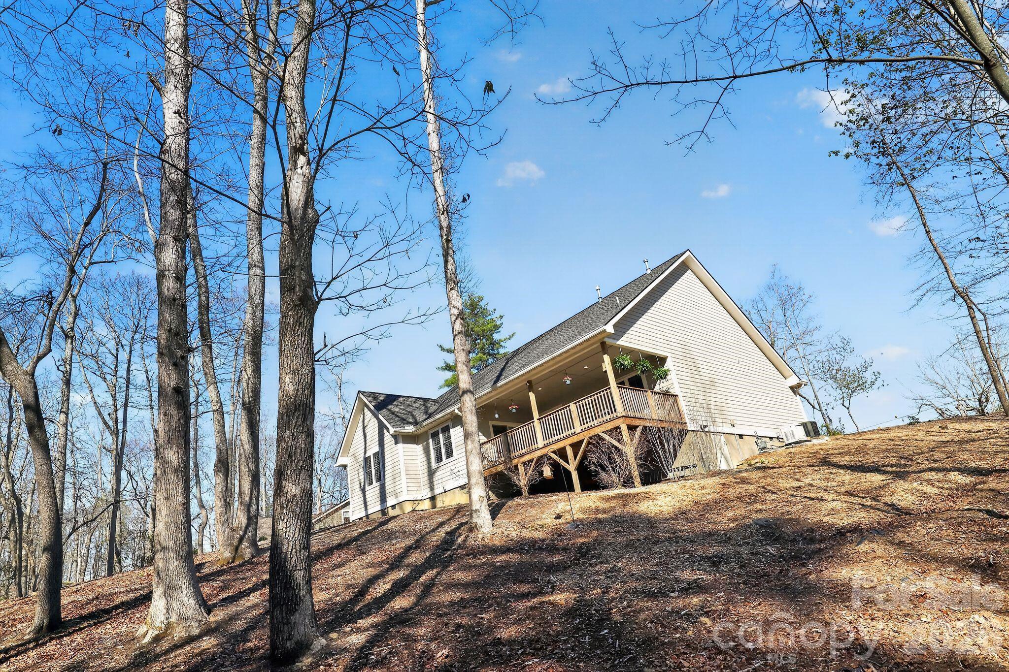 3757 Laurel Park Highway — Hendersonville