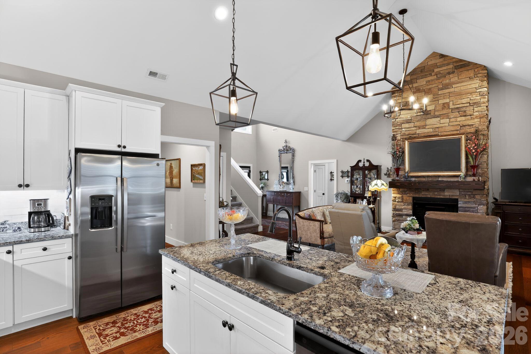3757 Laurel Park Highway — Hendersonville