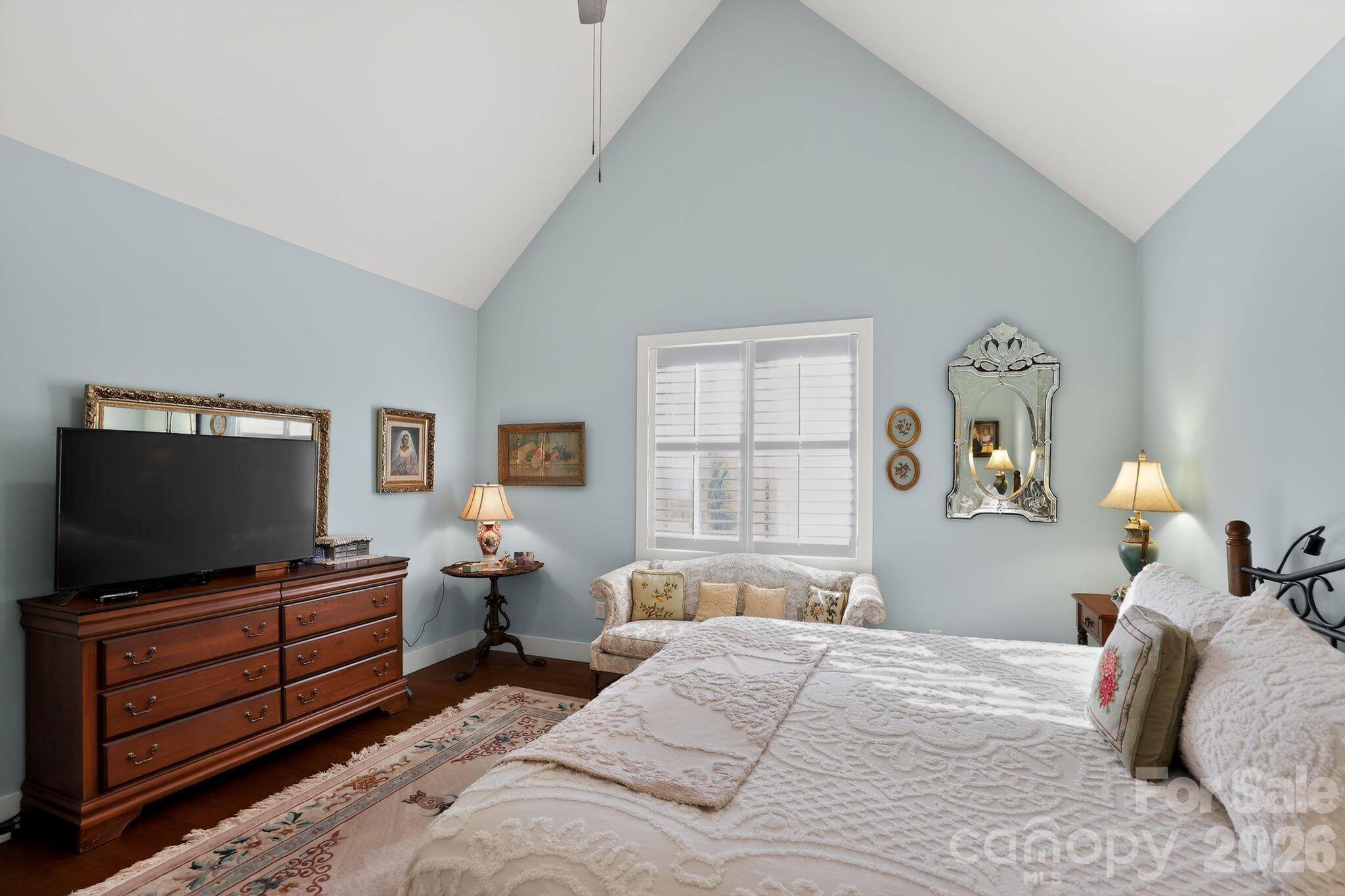 3757 Laurel Park Highway — Hendersonville