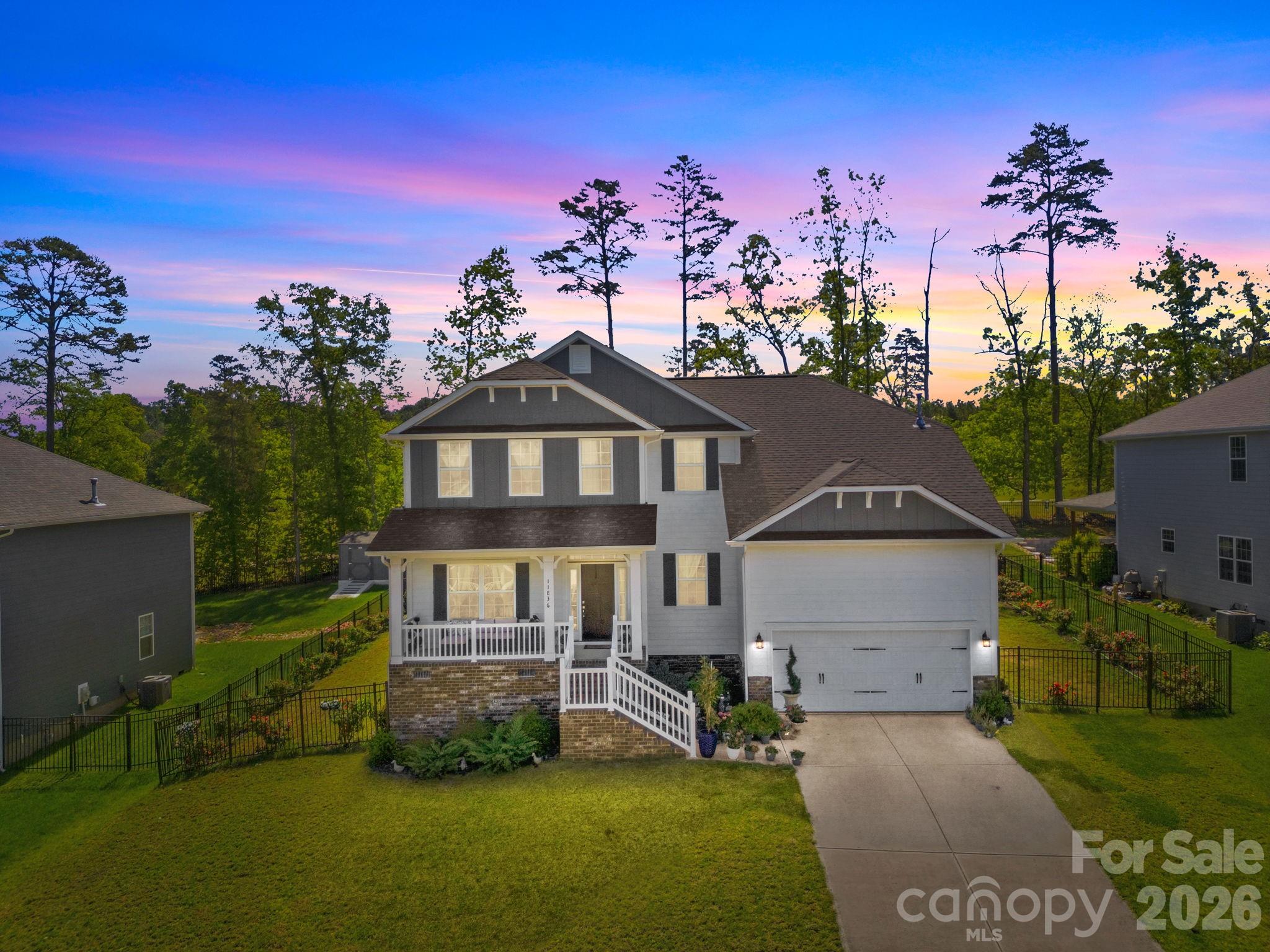 11836 Glenwood Drive — Locust