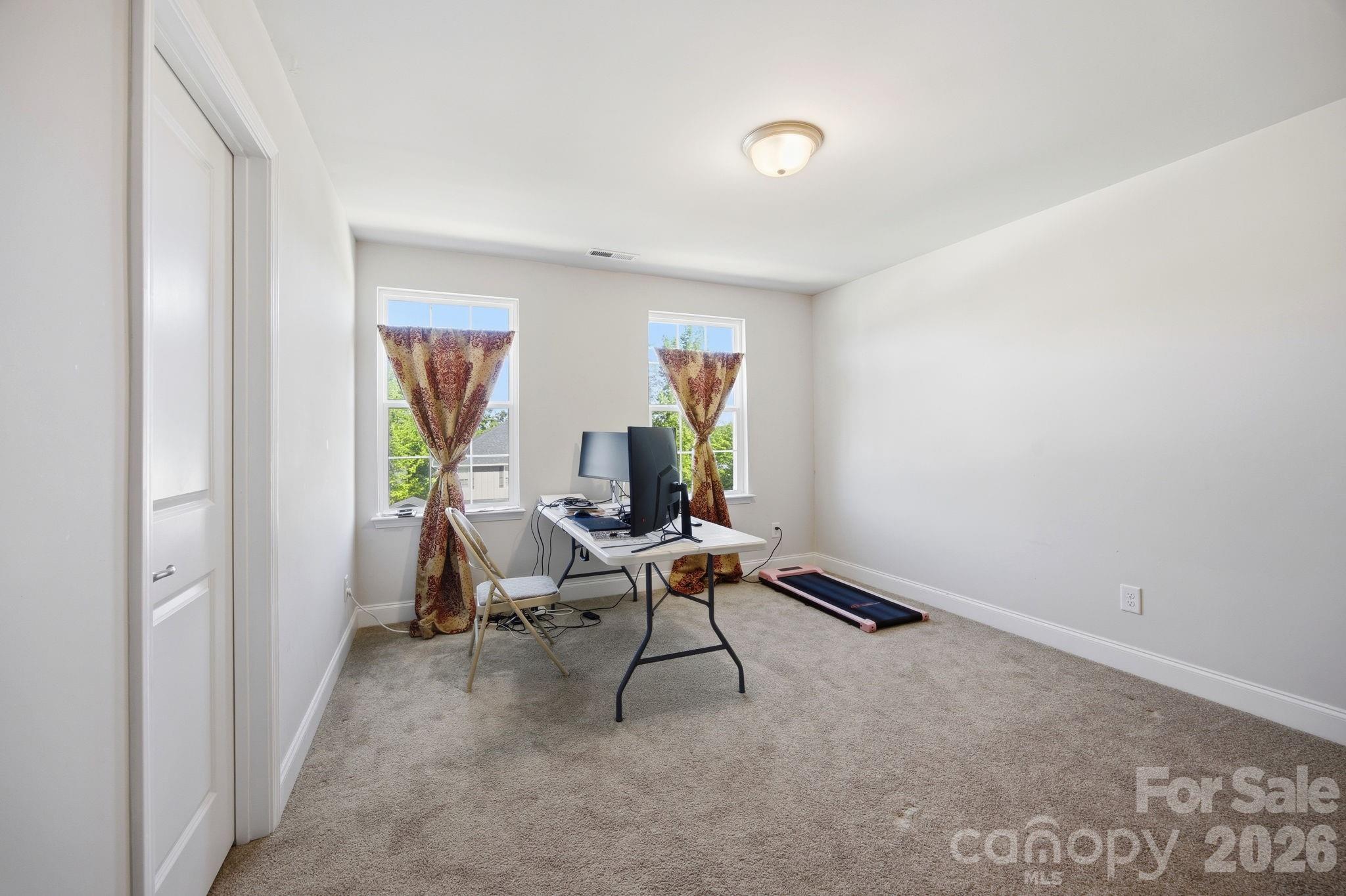 11836 Glenwood Drive — Locust