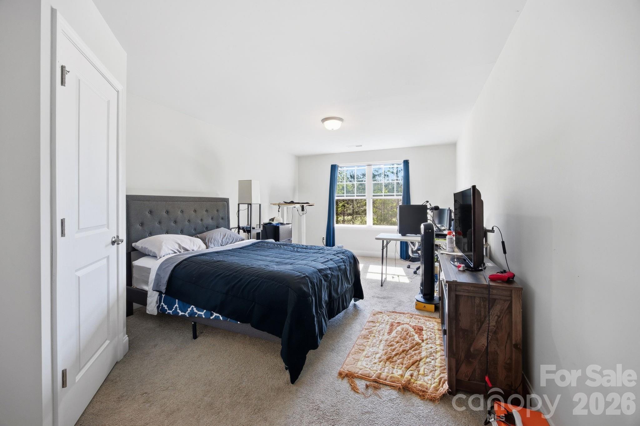 11836 Glenwood Drive — Locust