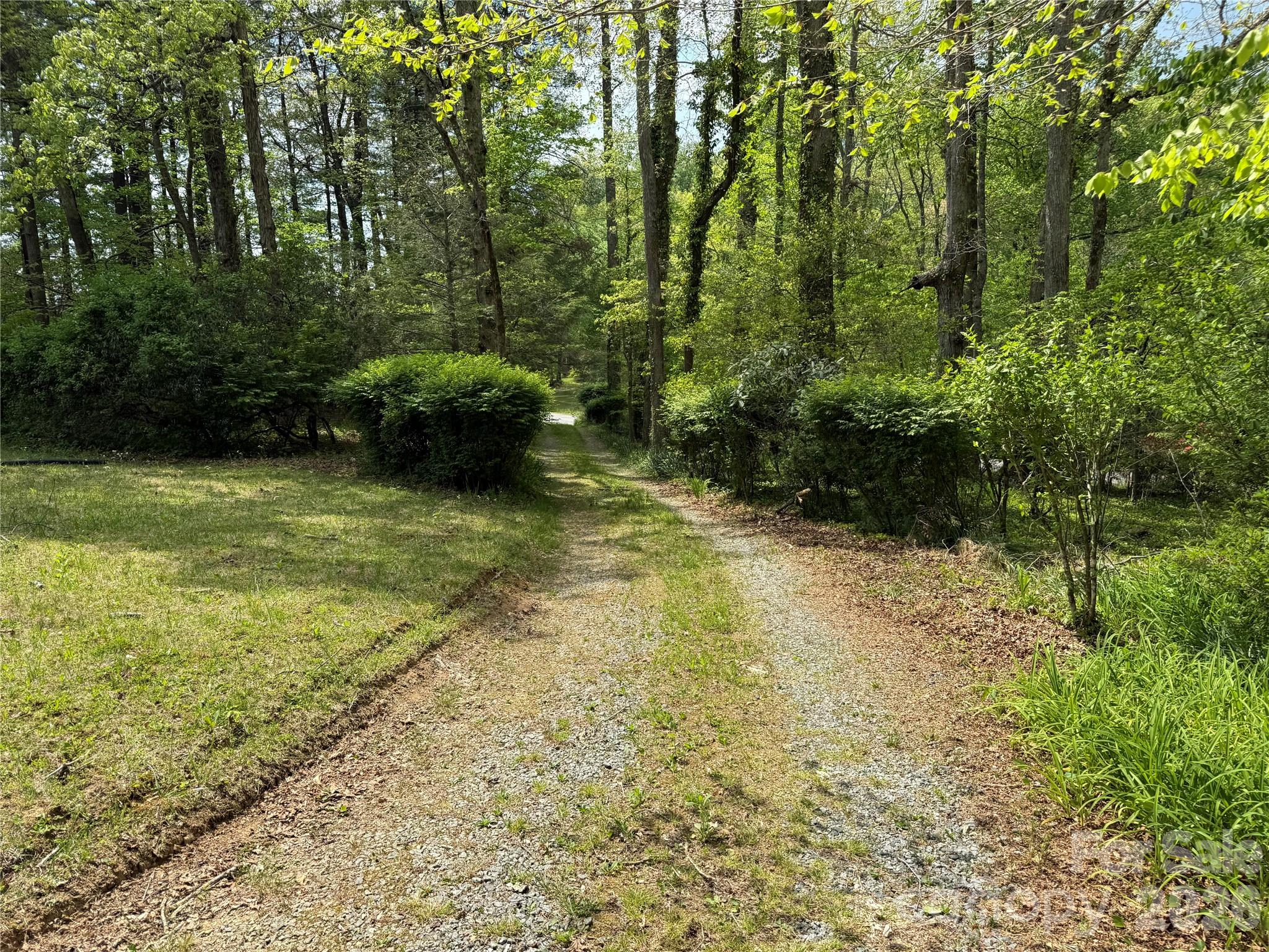 207 Ewbank Road — Etowah