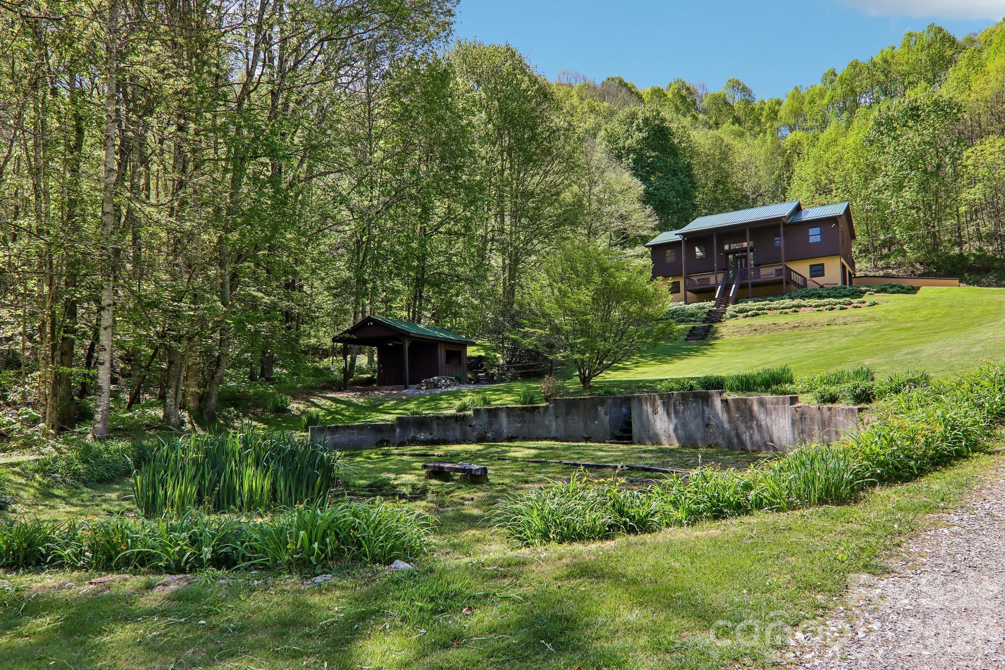 129 Cash Phillips Drive — Mars Hill