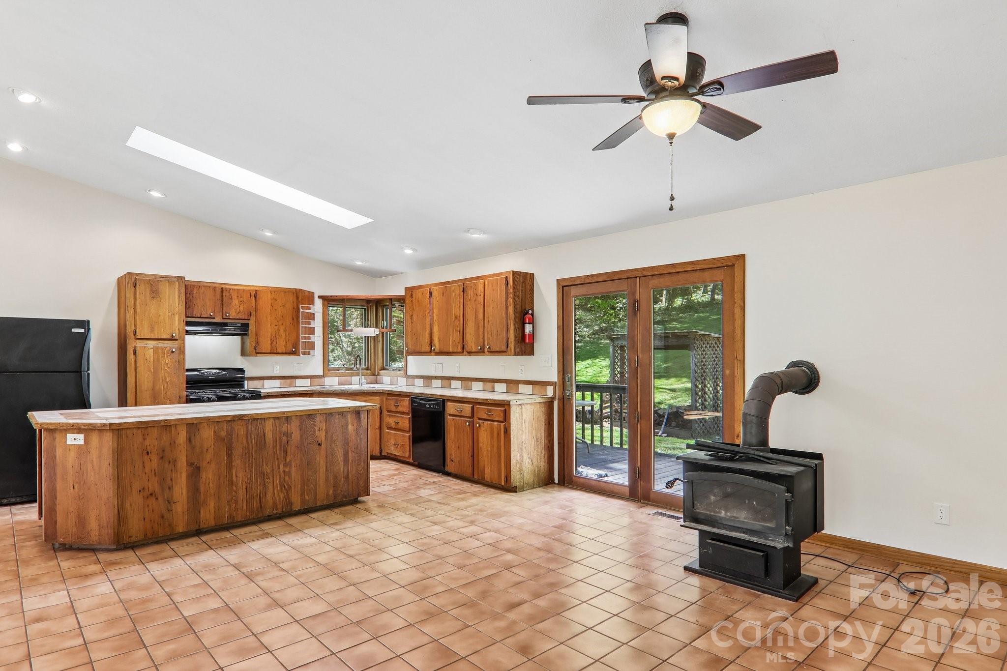 129 Cash Phillips Drive — Mars Hill