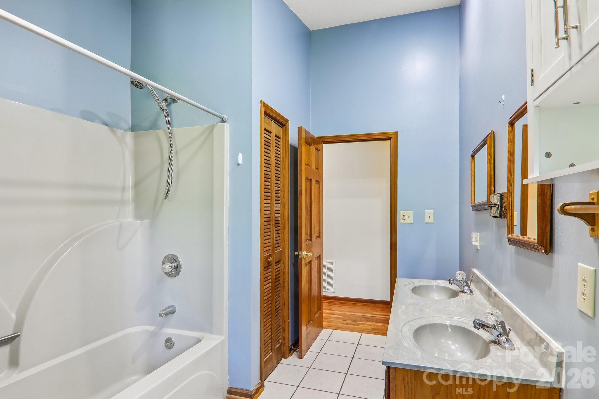 129 Cash Phillips Drive — Mars Hill