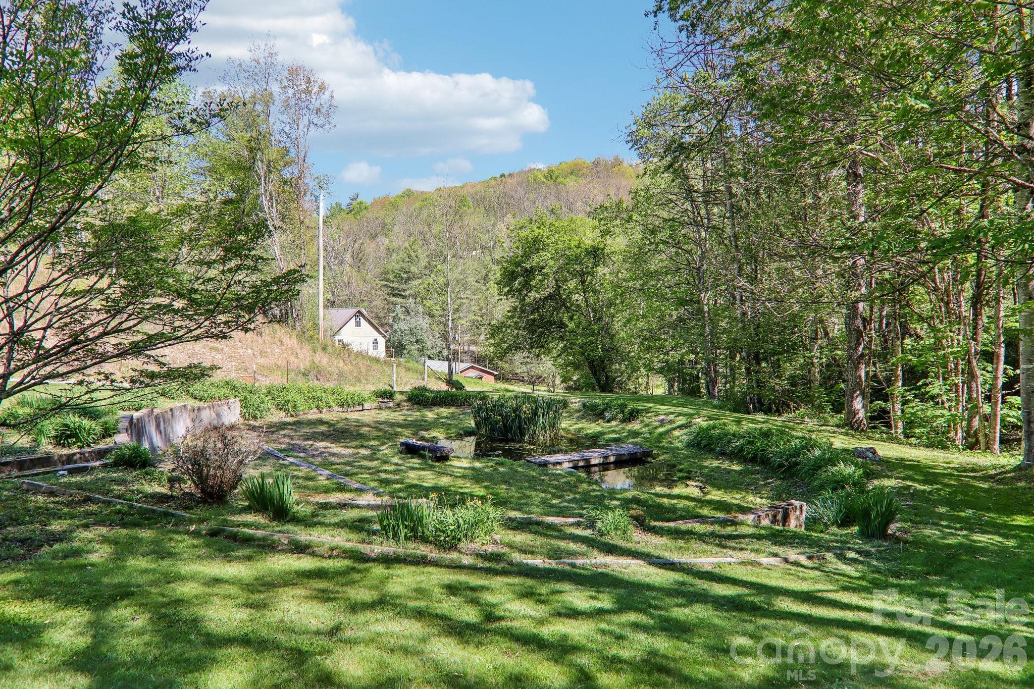 129 Cash Phillips Drive — Mars Hill