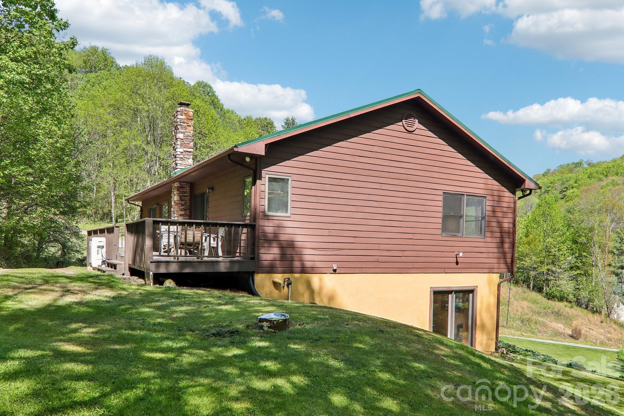 129 Cash Phillips Drive — Mars Hill